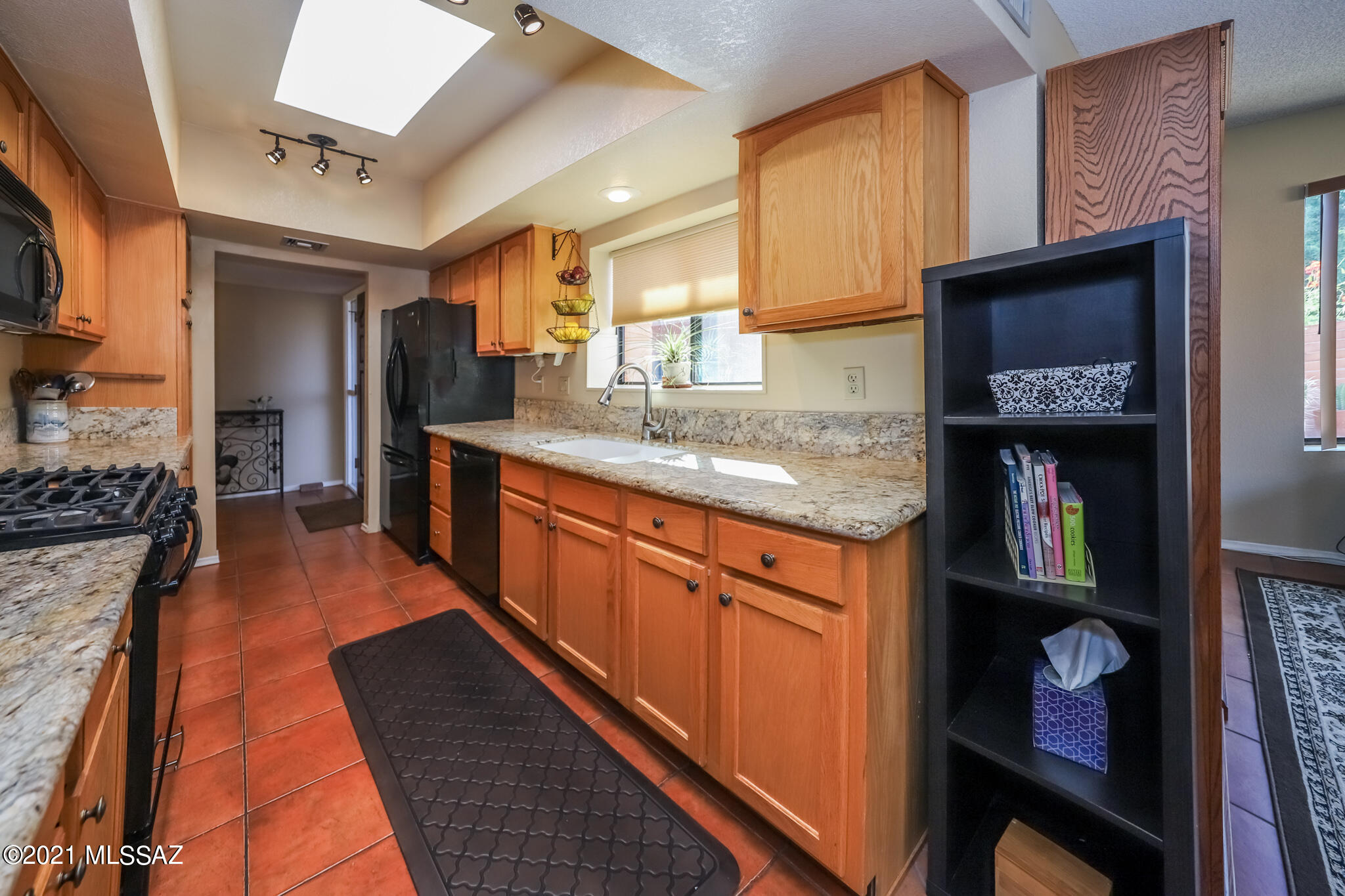 La Cholla Hills(1-313) - Residential