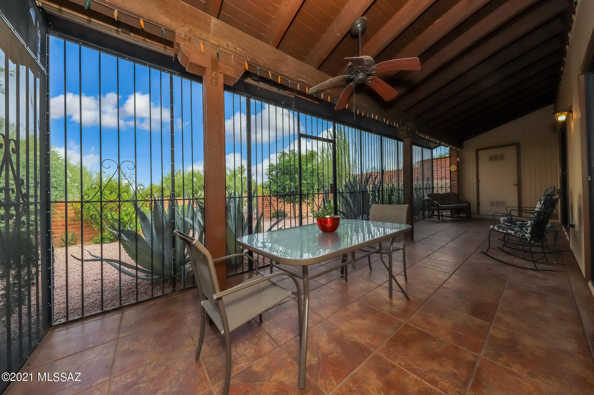 La Cholla Hills(1-313) - Residential