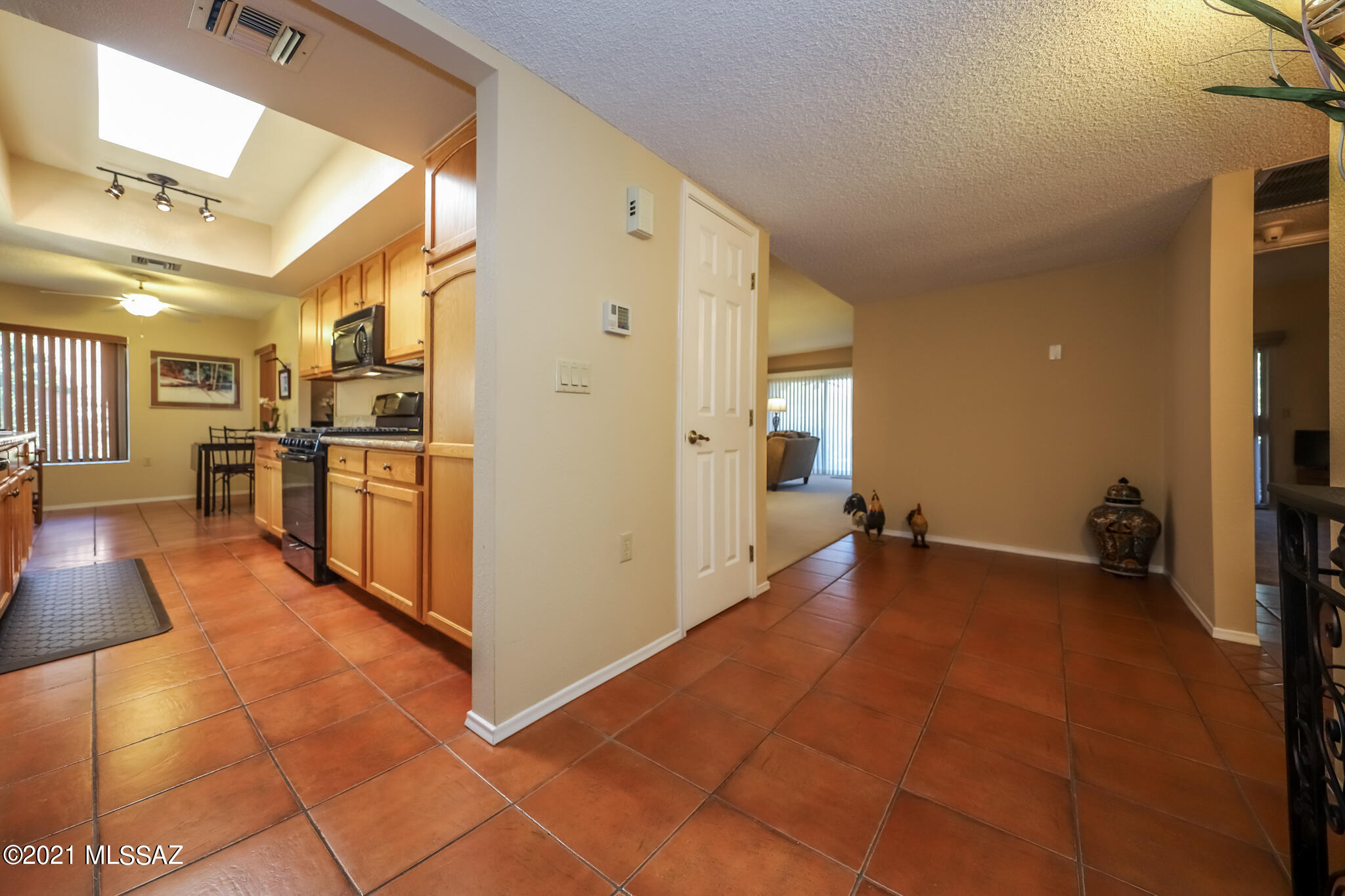 La Cholla Hills(1-313) - Residential