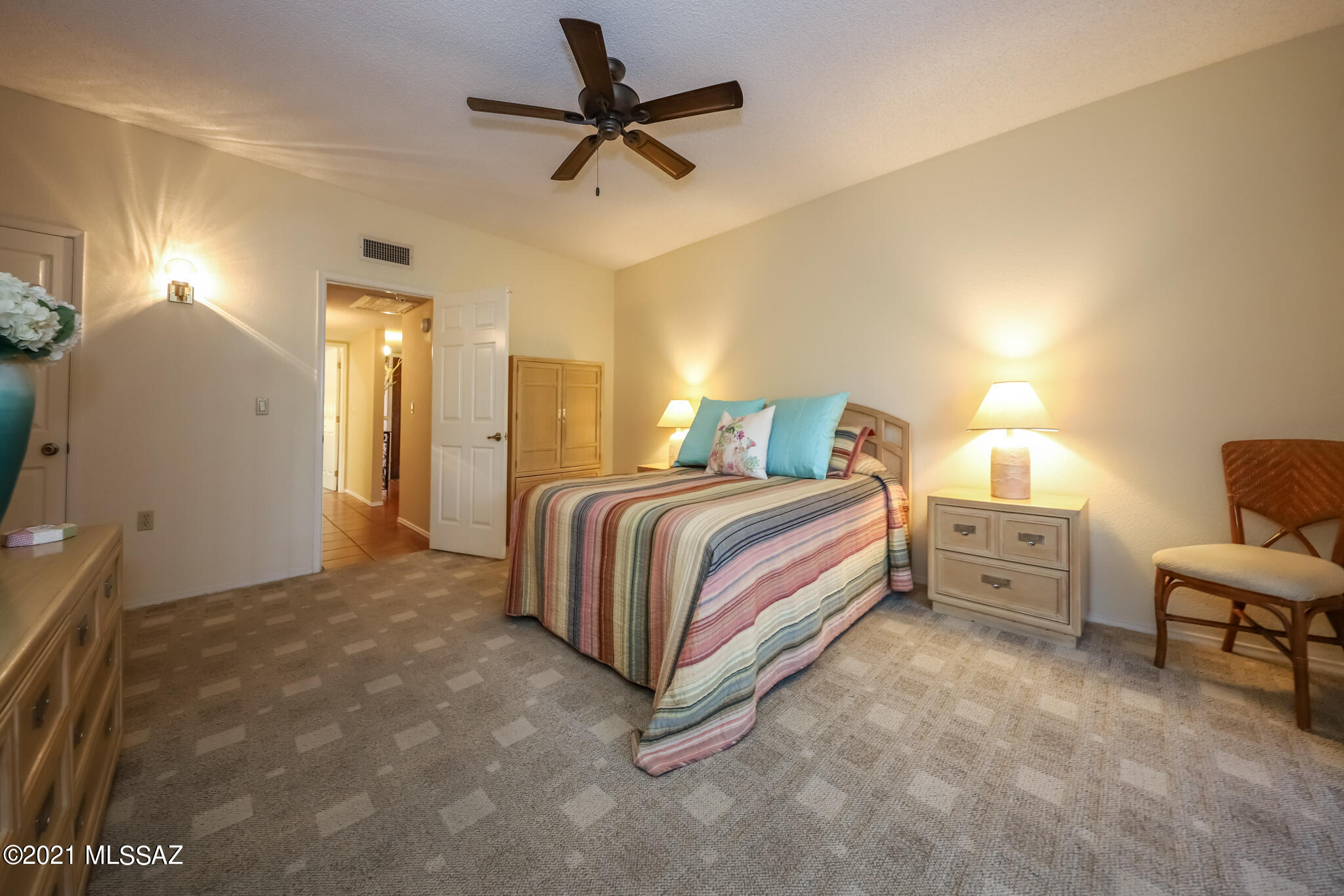 La Cholla Hills(1-313) - Residential