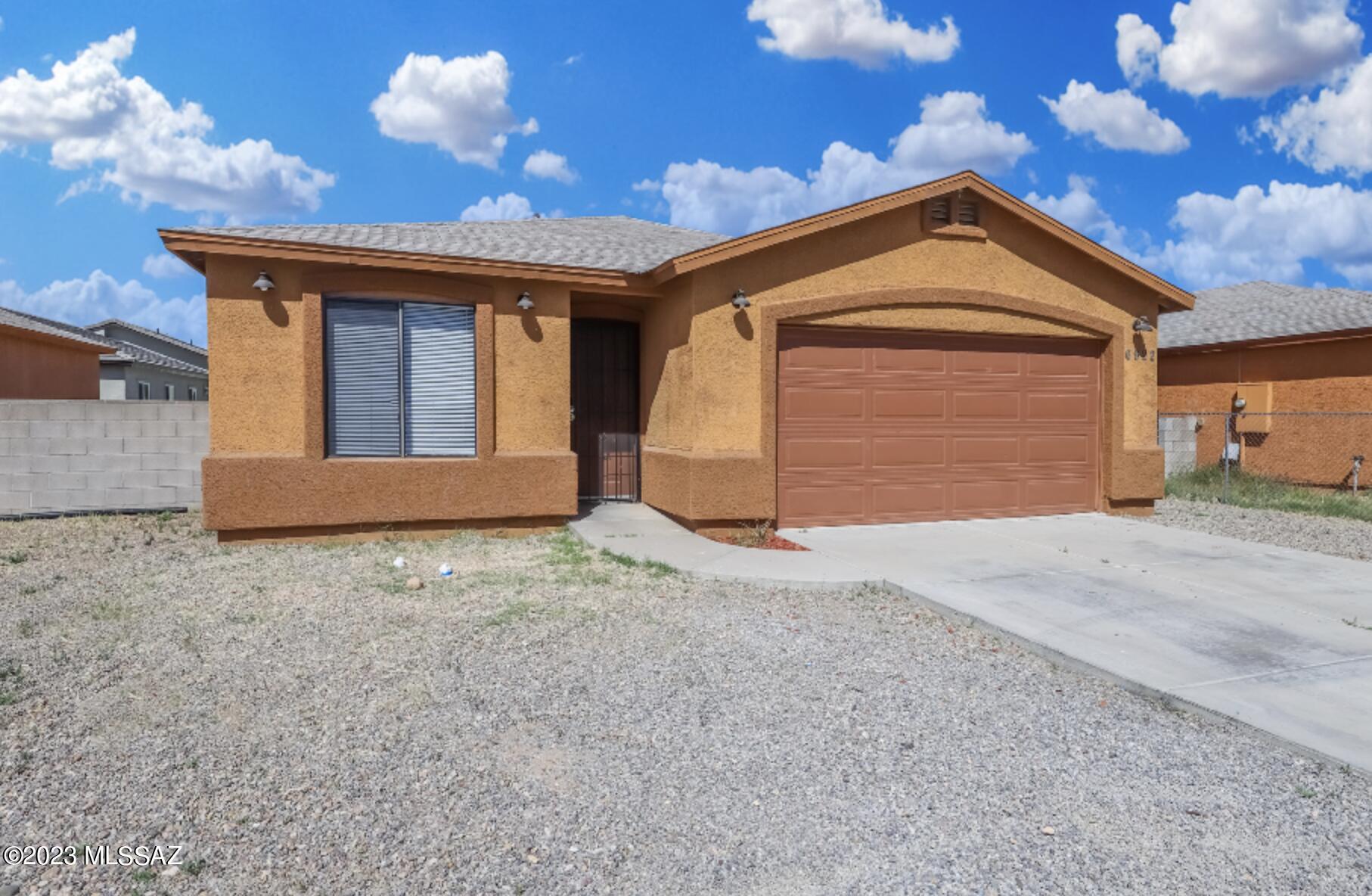 Desert Vista (1-31) - Residential Lease
