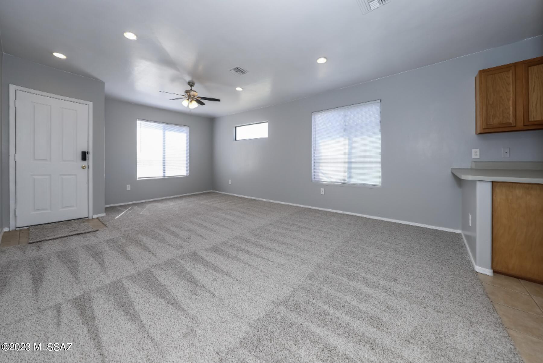 Desert Vista (1-31) - Residential Lease