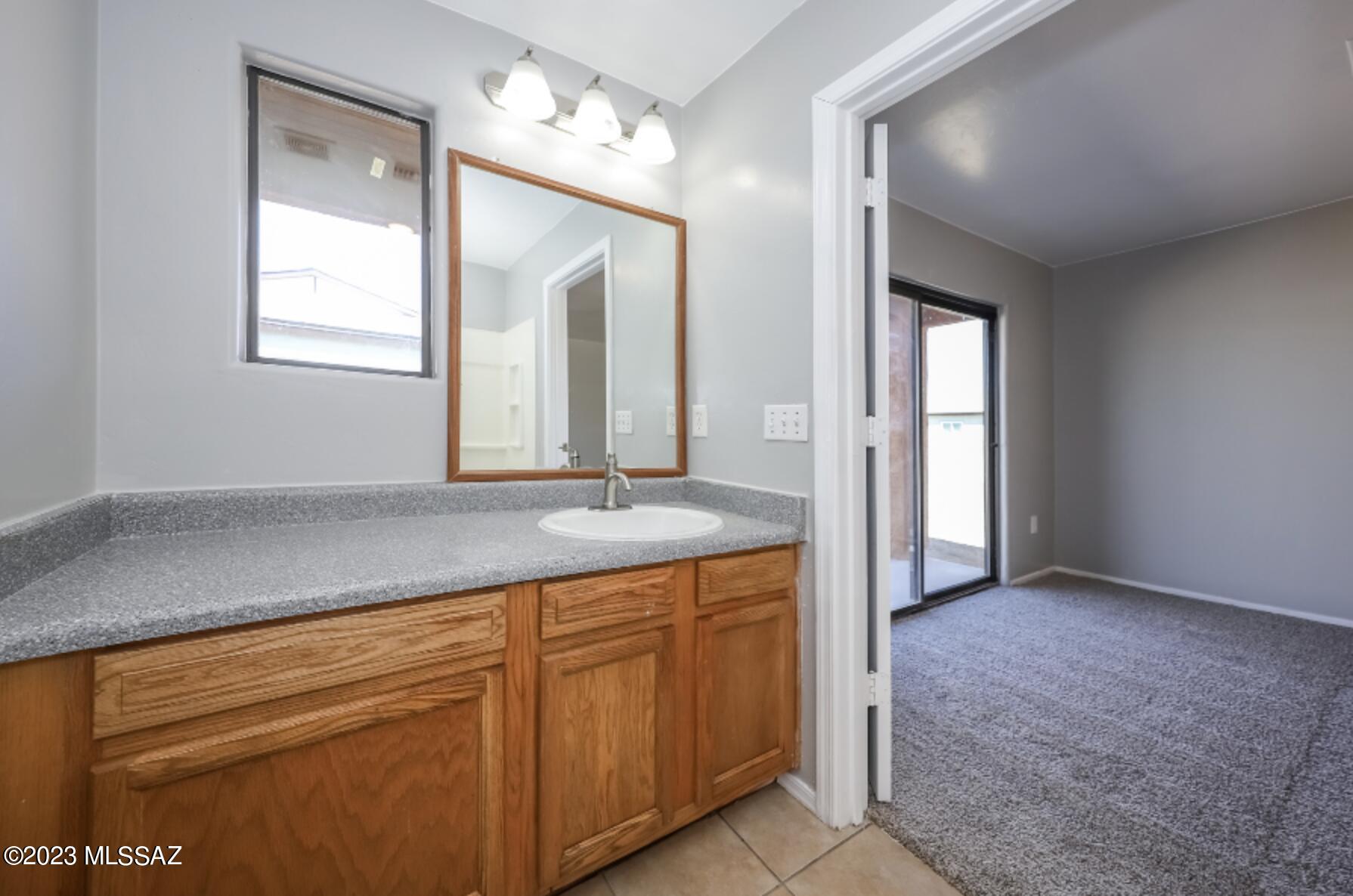 Desert Vista (1-31) - Residential Lease