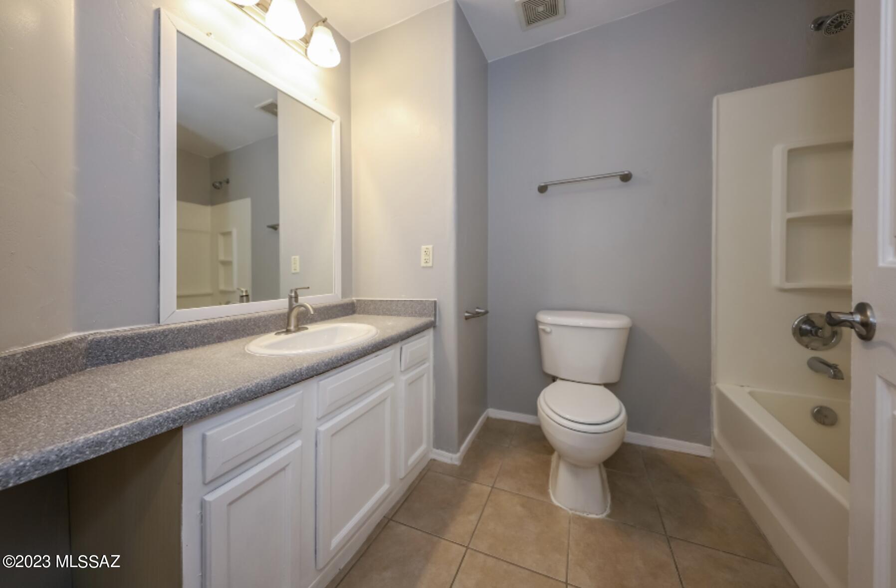 Desert Vista (1-31) - Residential Lease