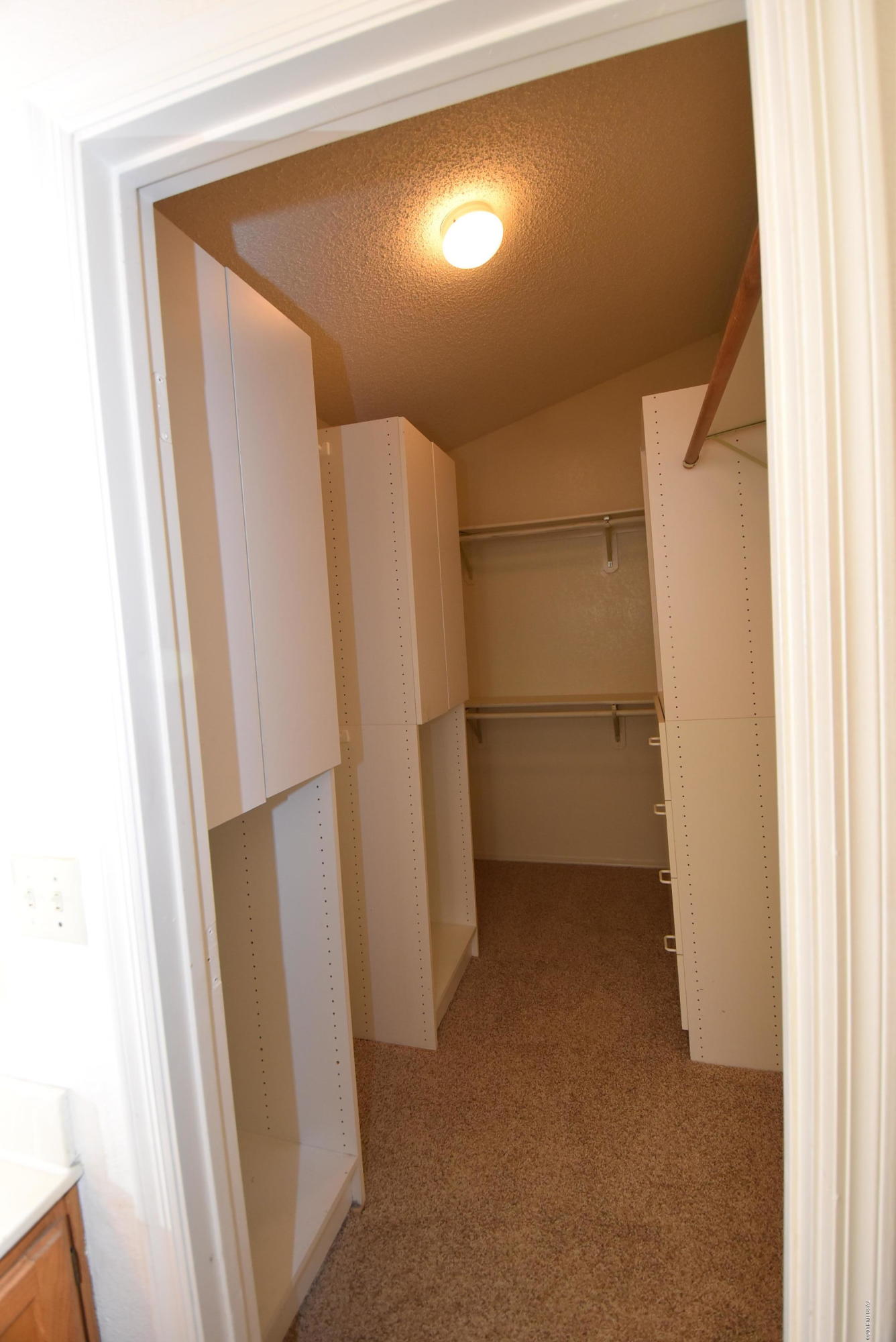 Oak Tree II at Midvale (273-519) - Residential Lease