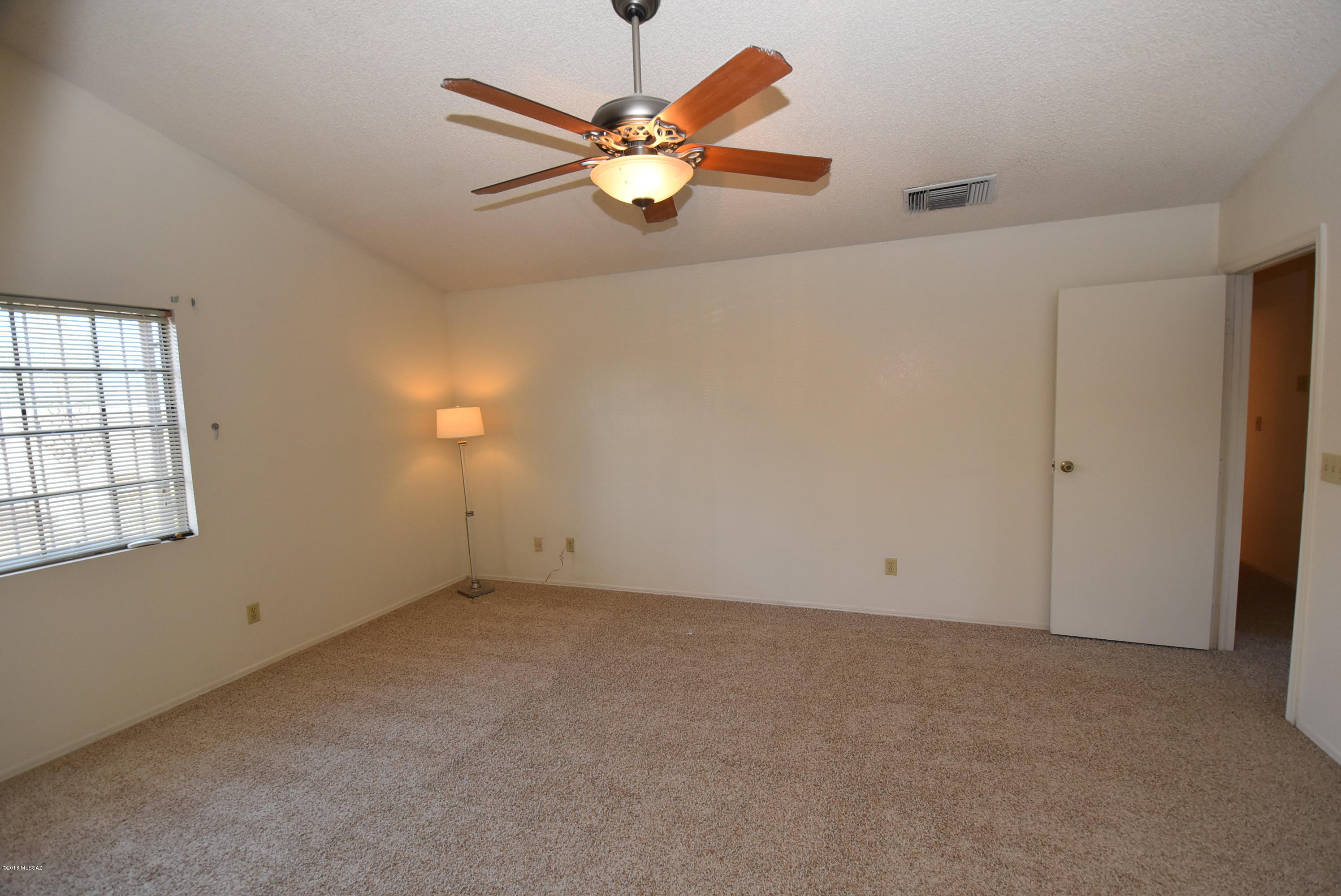 Oak Tree II at Midvale (273-519) - Residential Lease