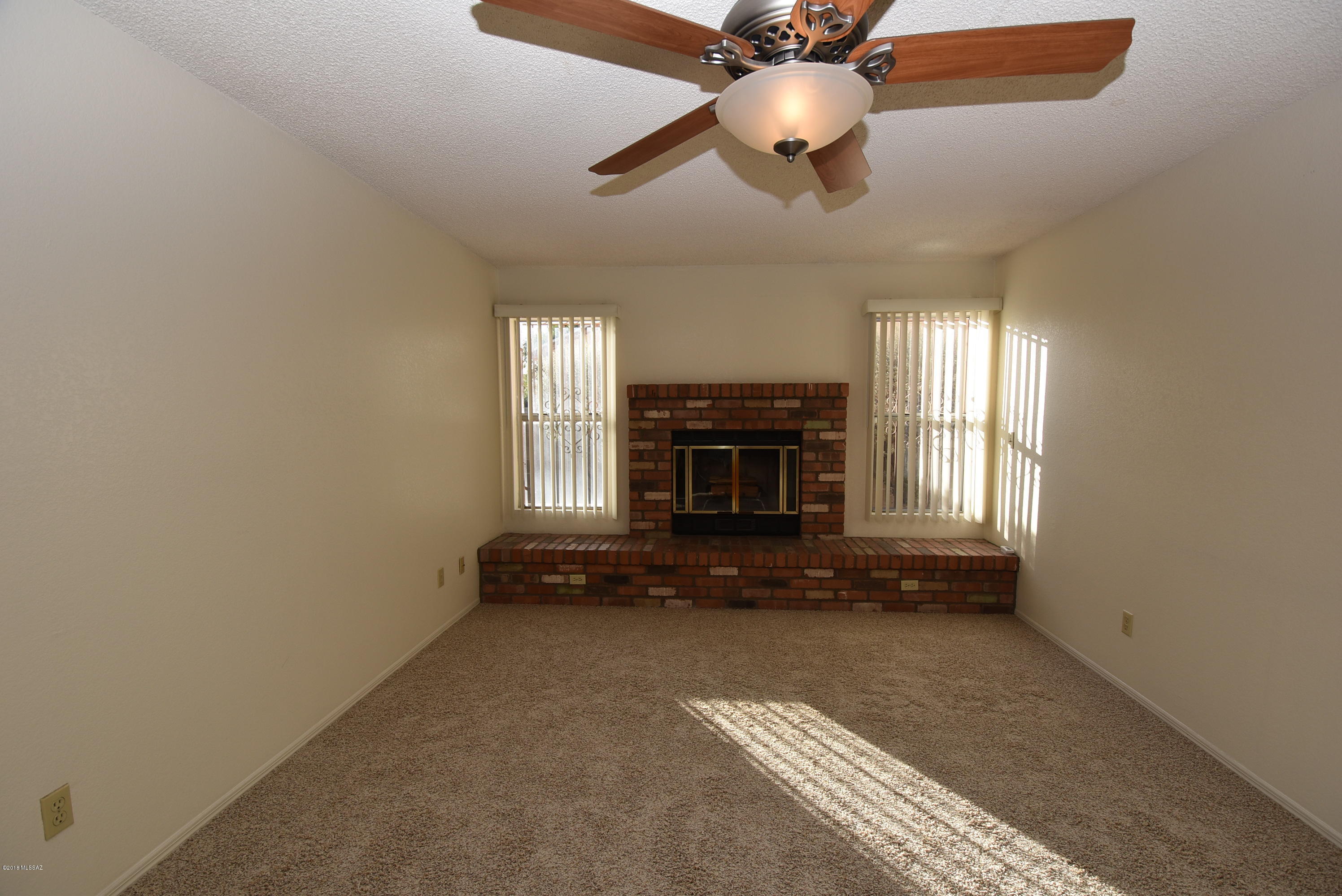 Oak Tree II at Midvale (273-519) - Residential Lease