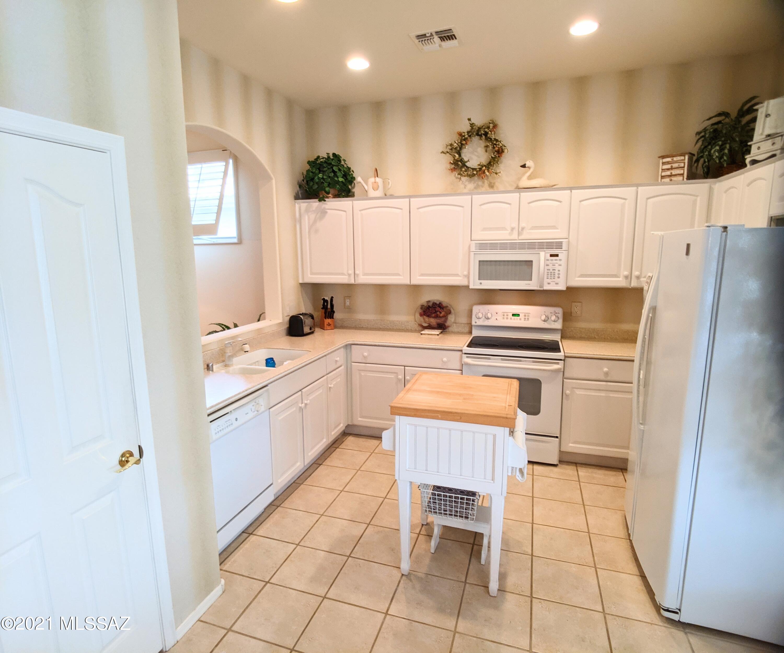 Saddlebrooke - Residential Lease