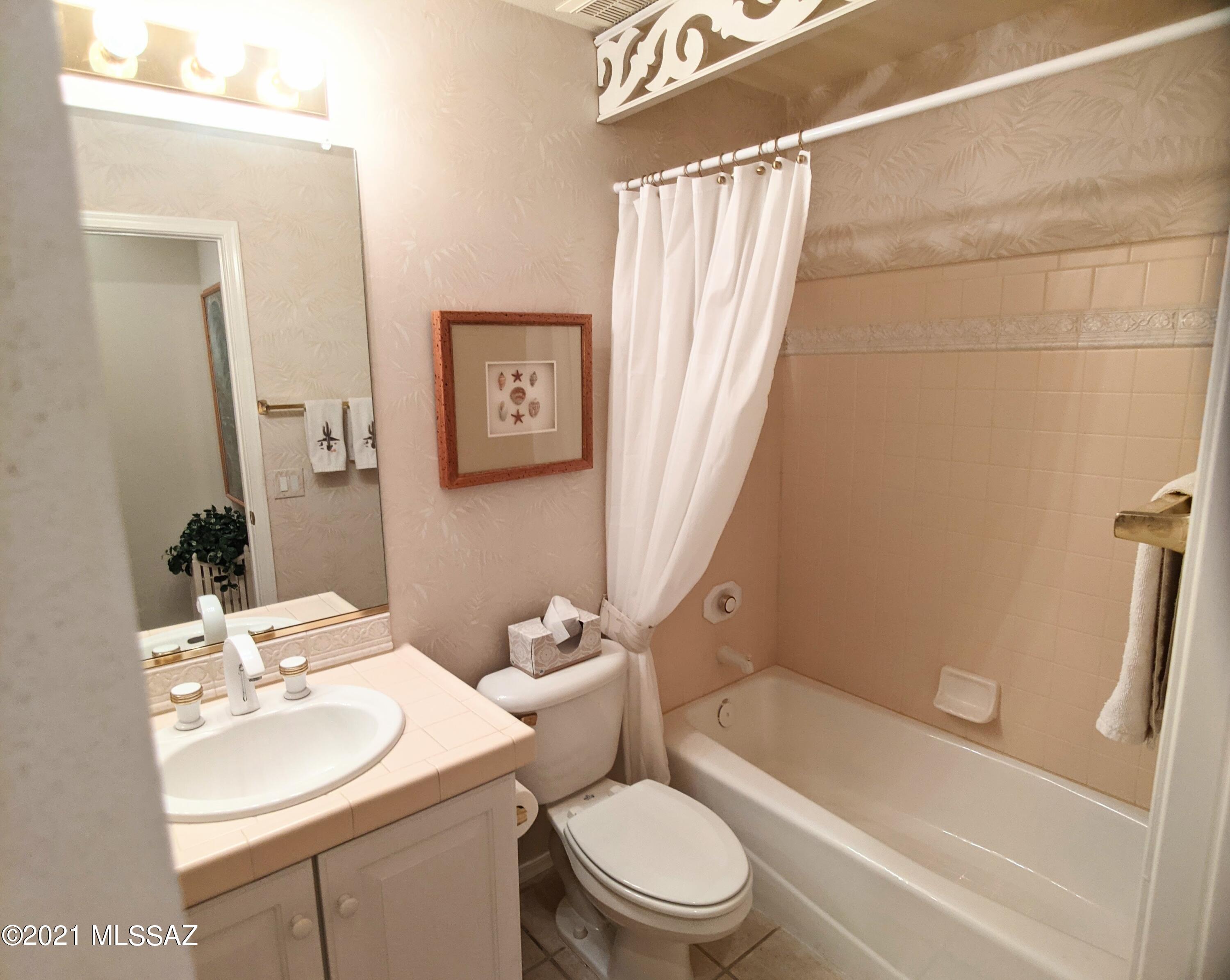 Saddlebrooke - Residential Lease
