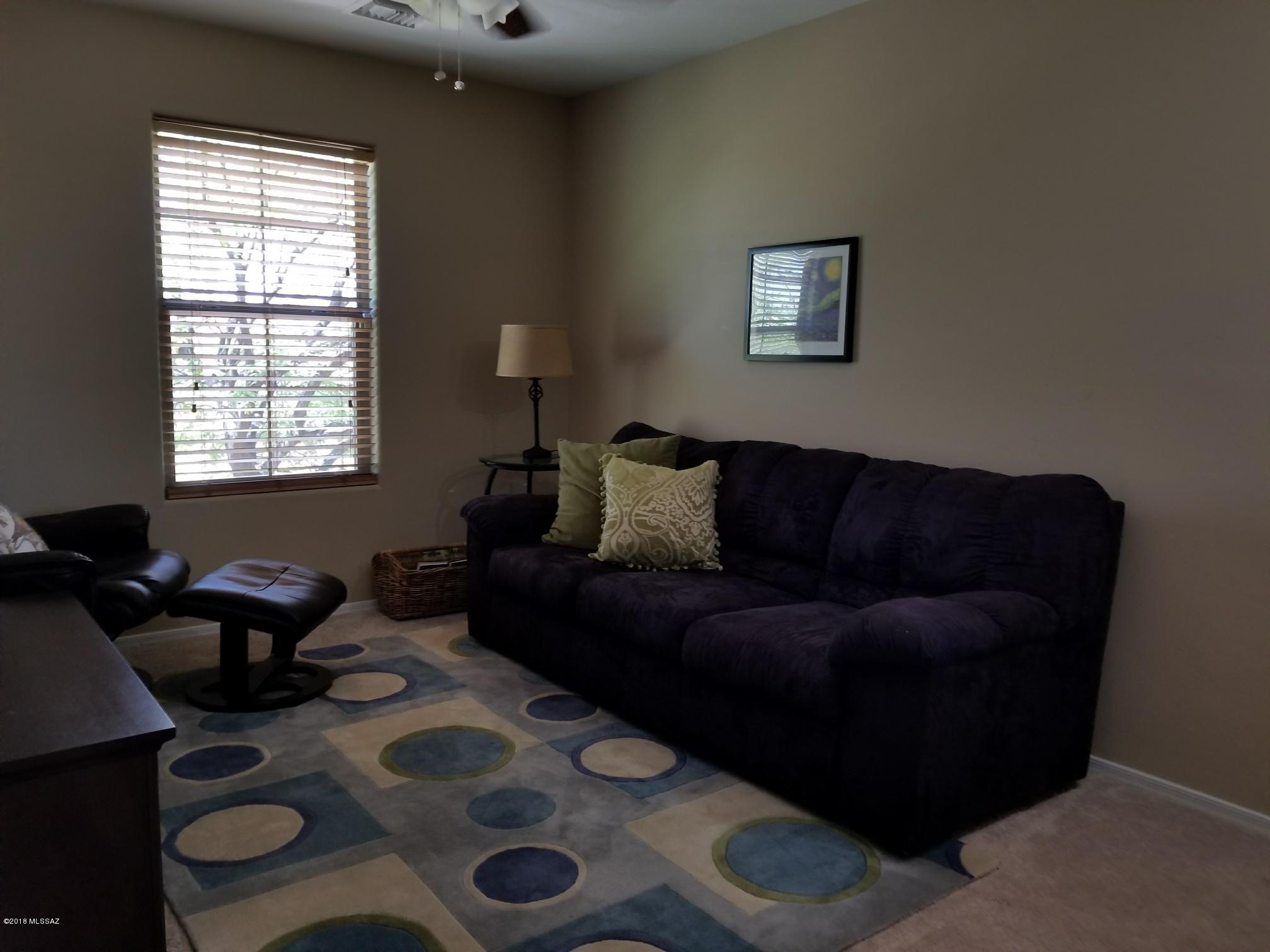 Rancho Vistoso NGHB 10 PCLS S,U & V - Residential