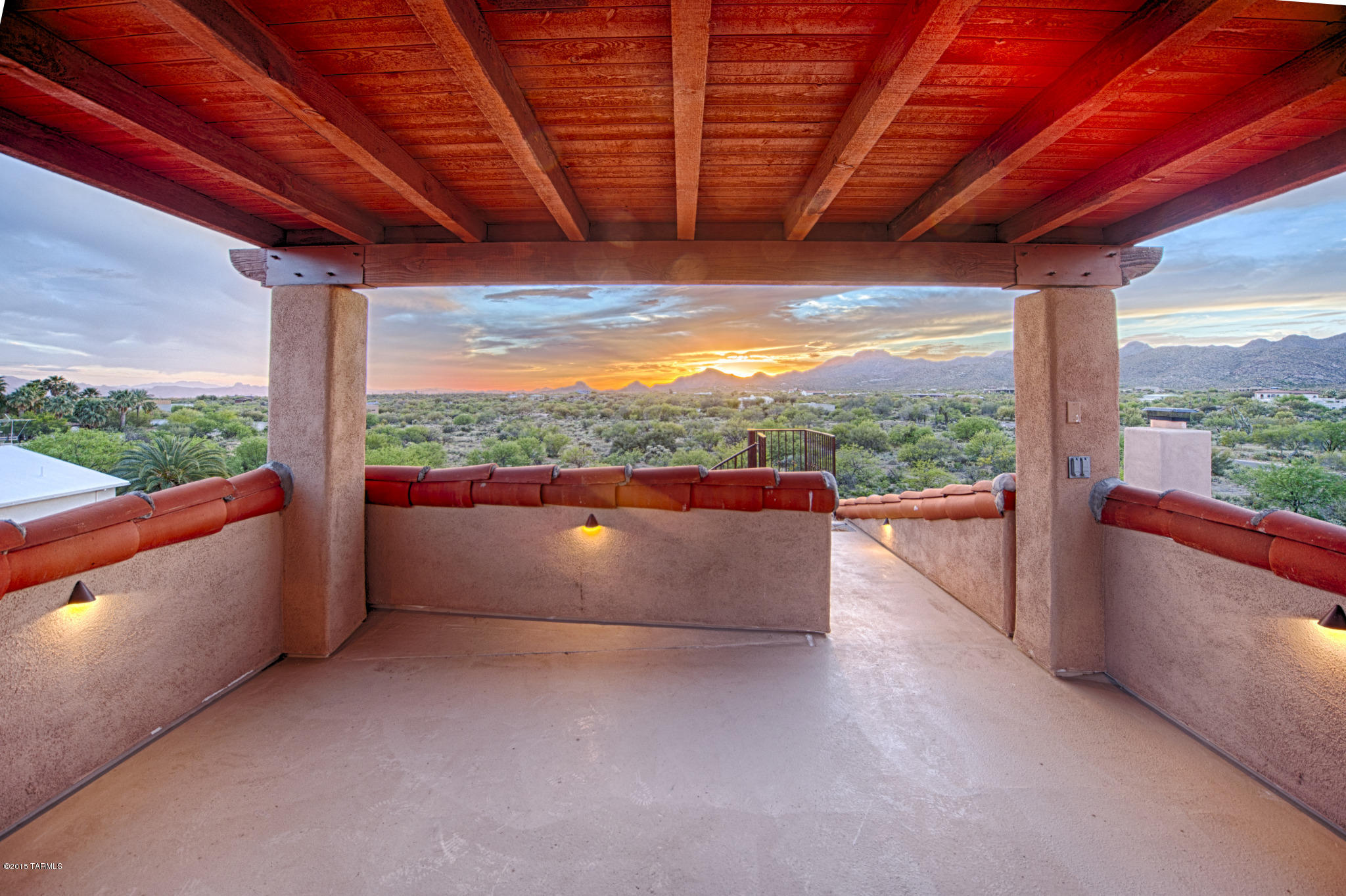 La Cholla Airpark - Residential