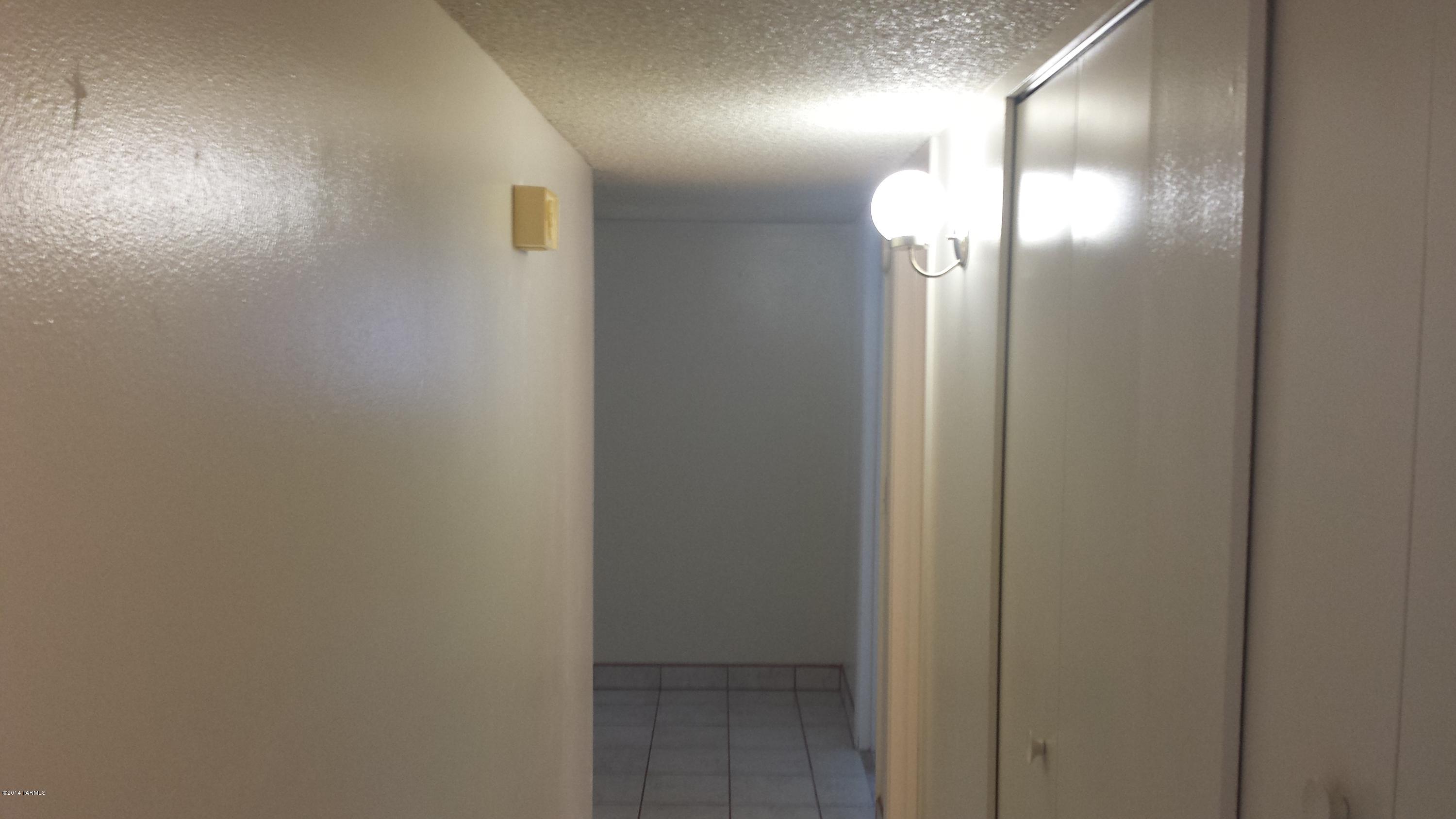 Hidden Hills East NO 3 (1-88) - Residential Lease