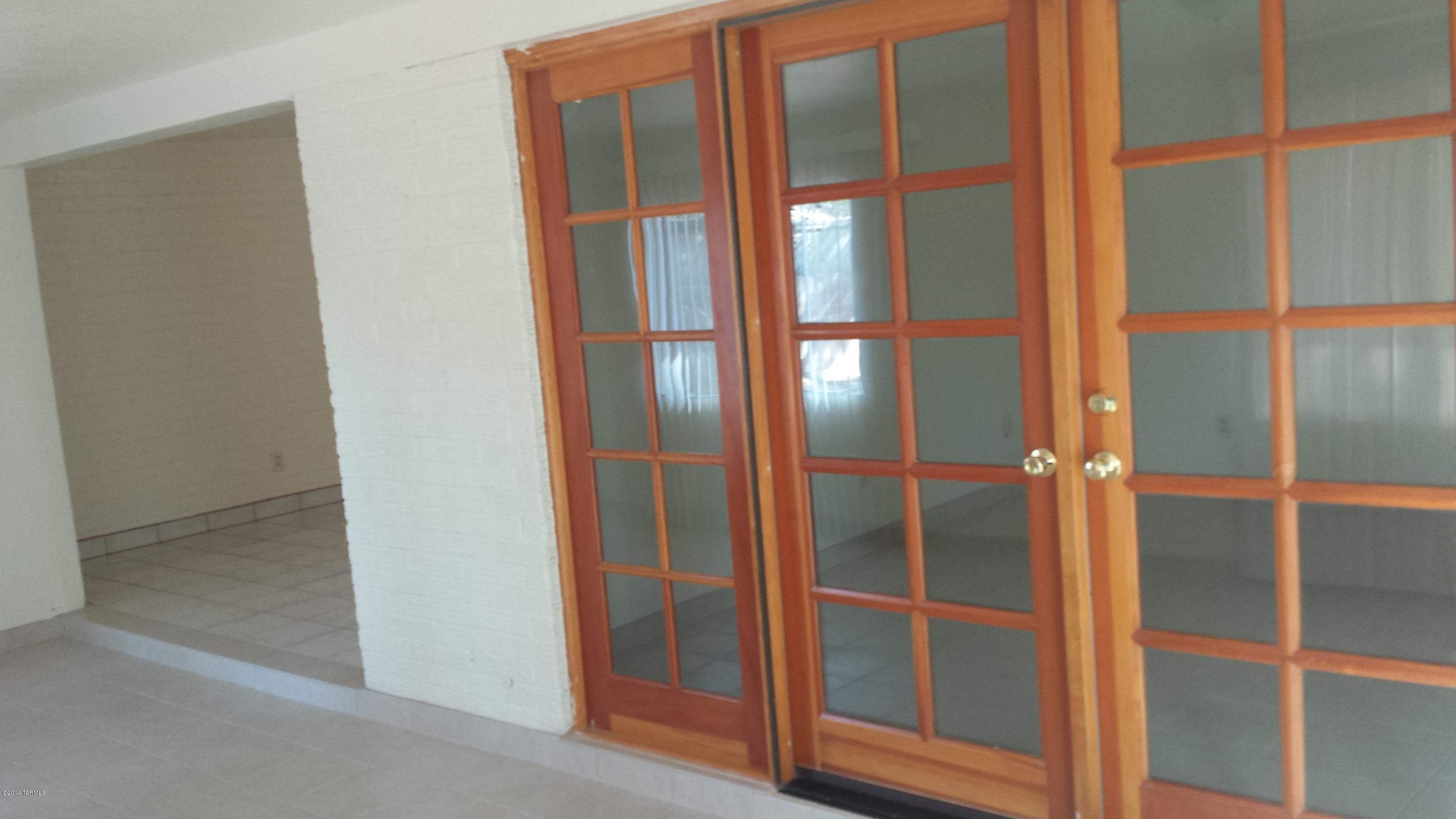 Hidden Hills East NO 3 (1-88) - Residential Lease