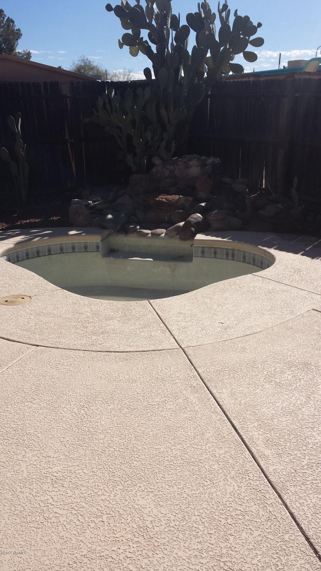 Hidden Hills East NO 3 (1-88) - Residential Lease