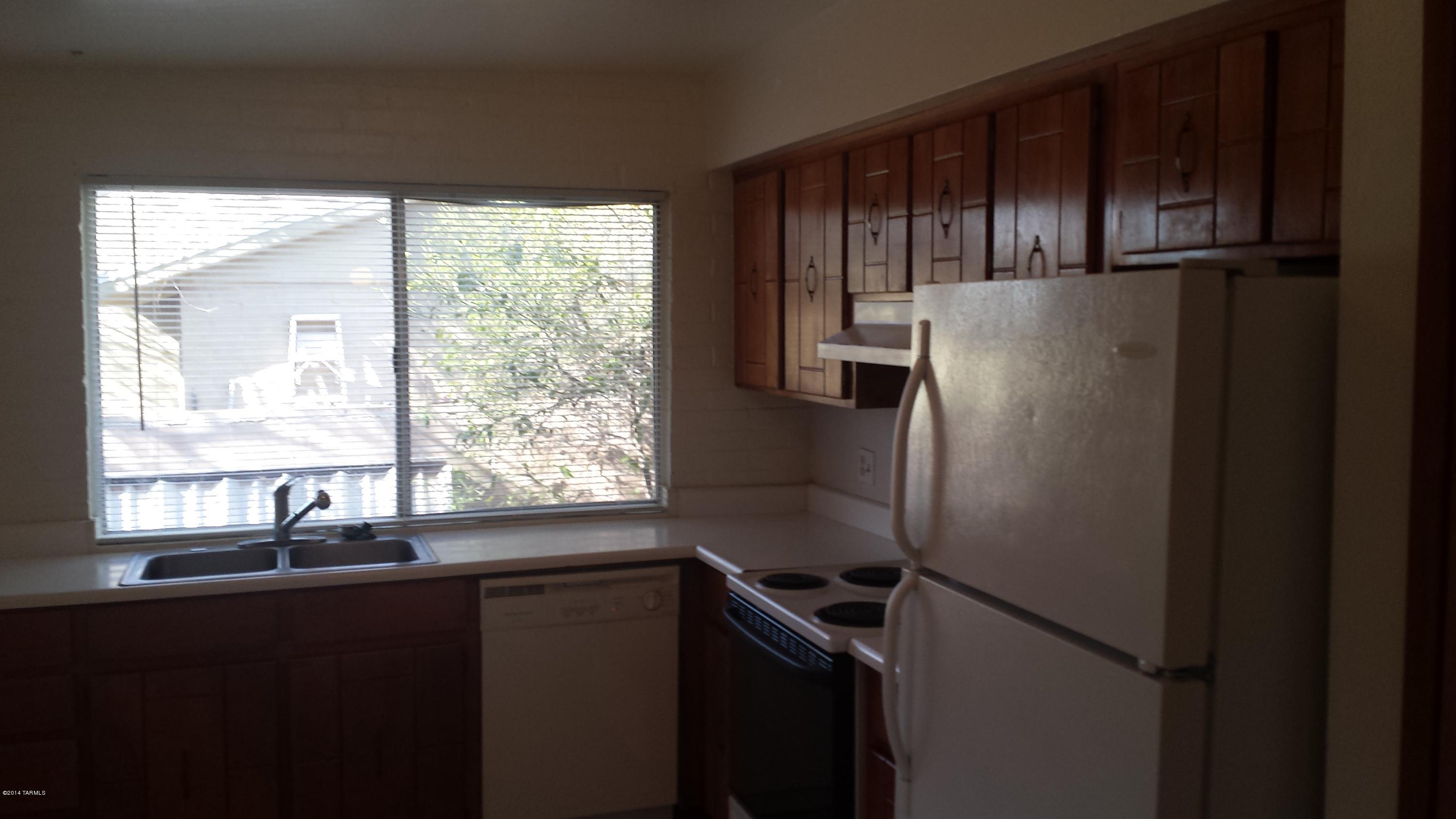 Hidden Hills East NO 3 (1-88) - Residential Lease