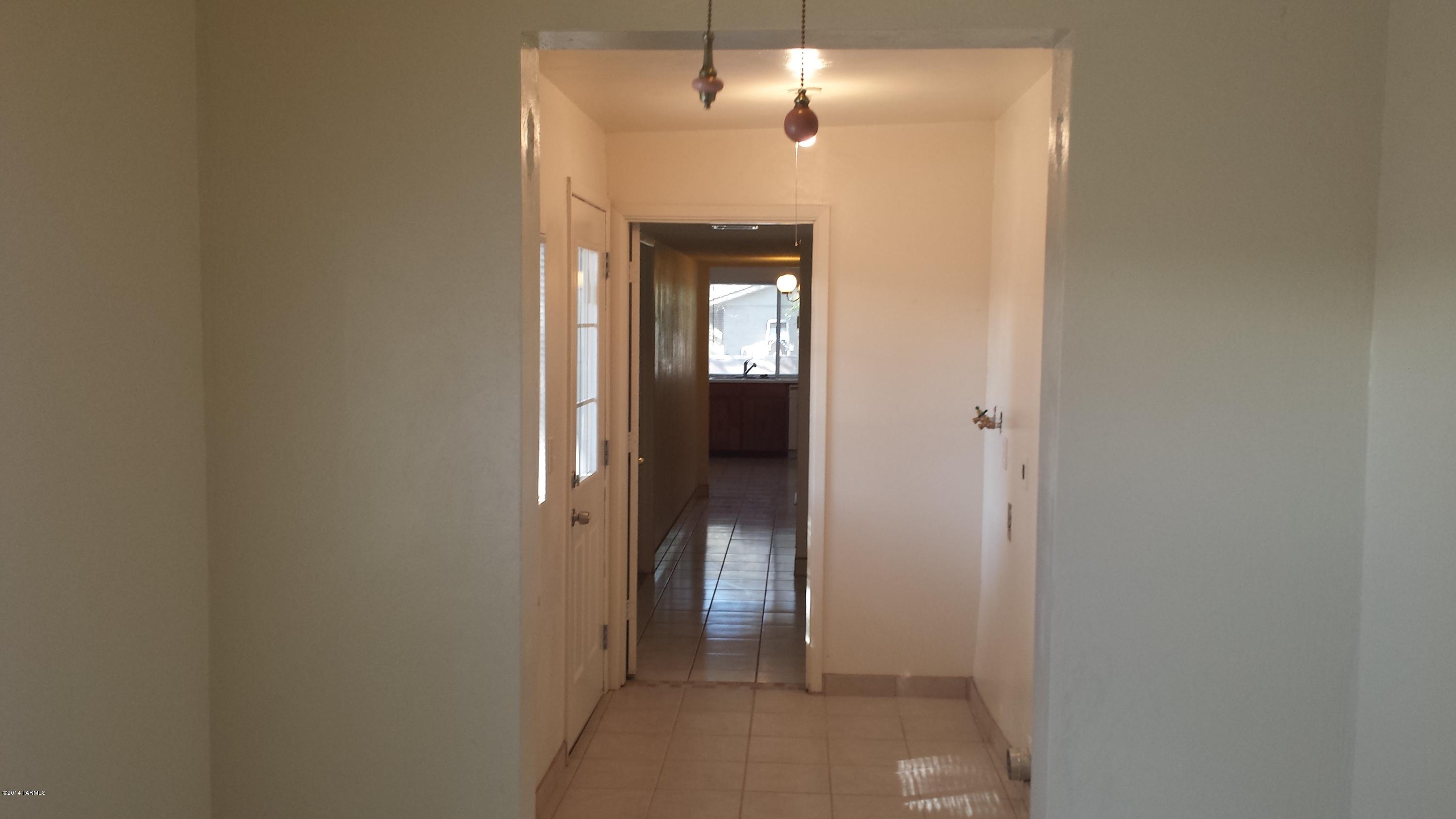 Hidden Hills East NO 3 (1-88) - Residential Lease