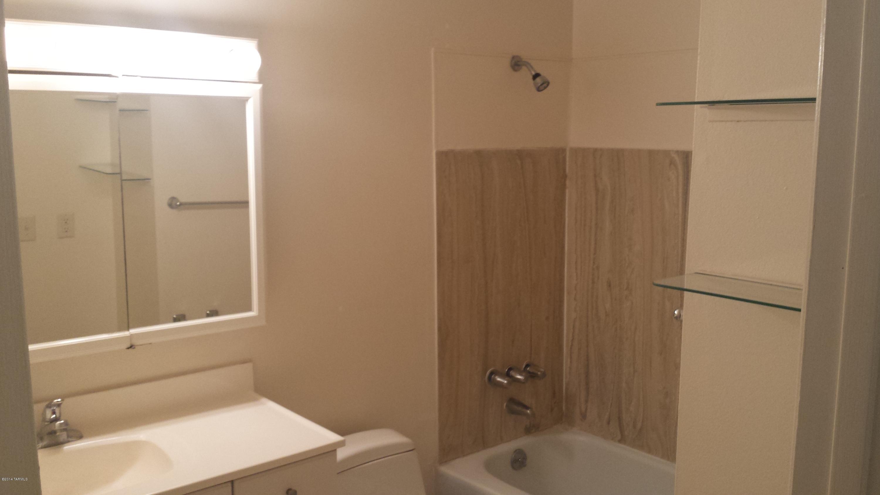 Hidden Hills East NO 3 (1-88) - Residential Lease