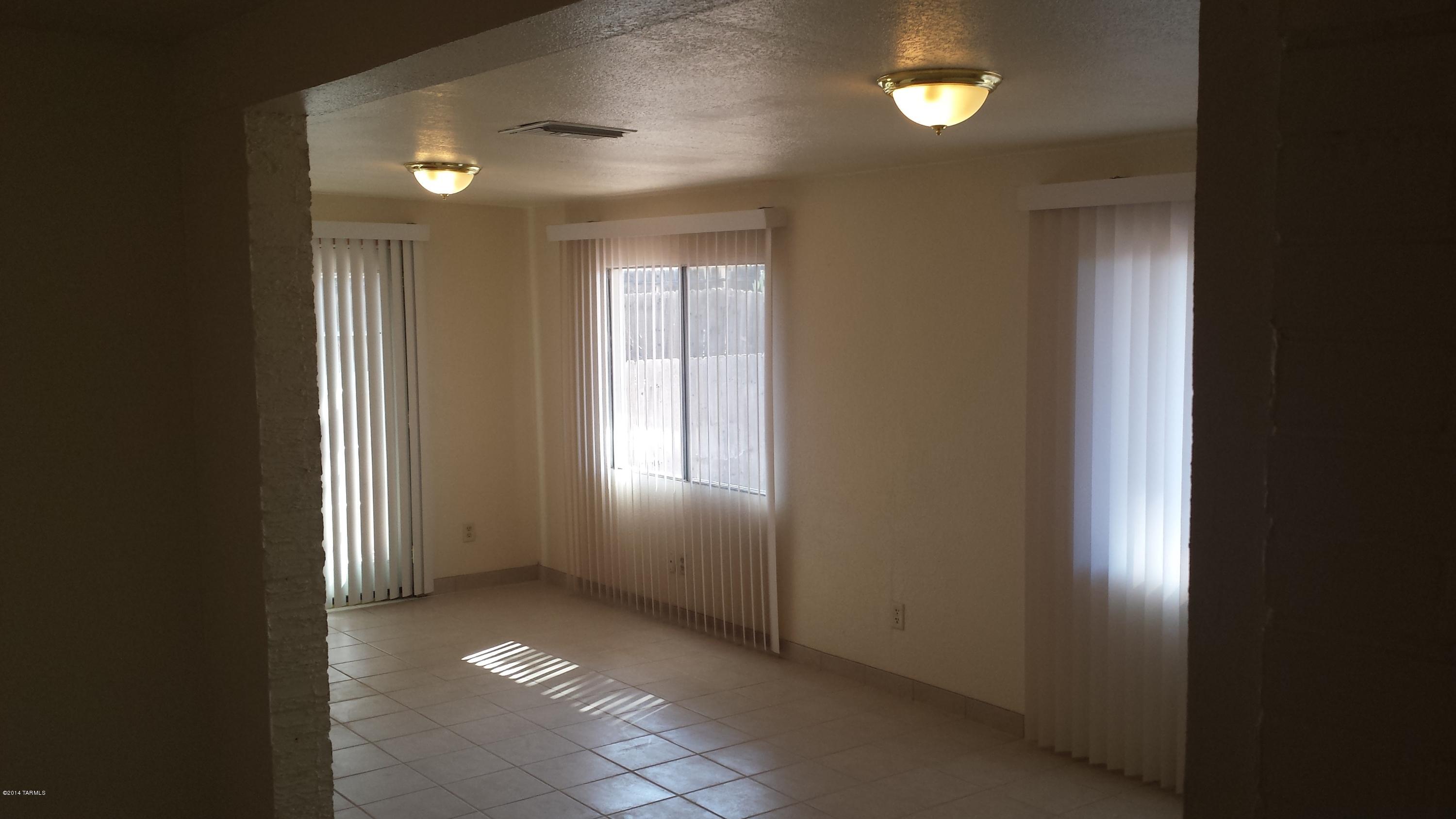 Hidden Hills East NO 3 (1-88) - Residential Lease