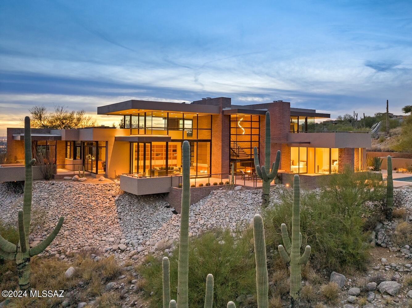 Sabino Mountain (1-290) - Residential