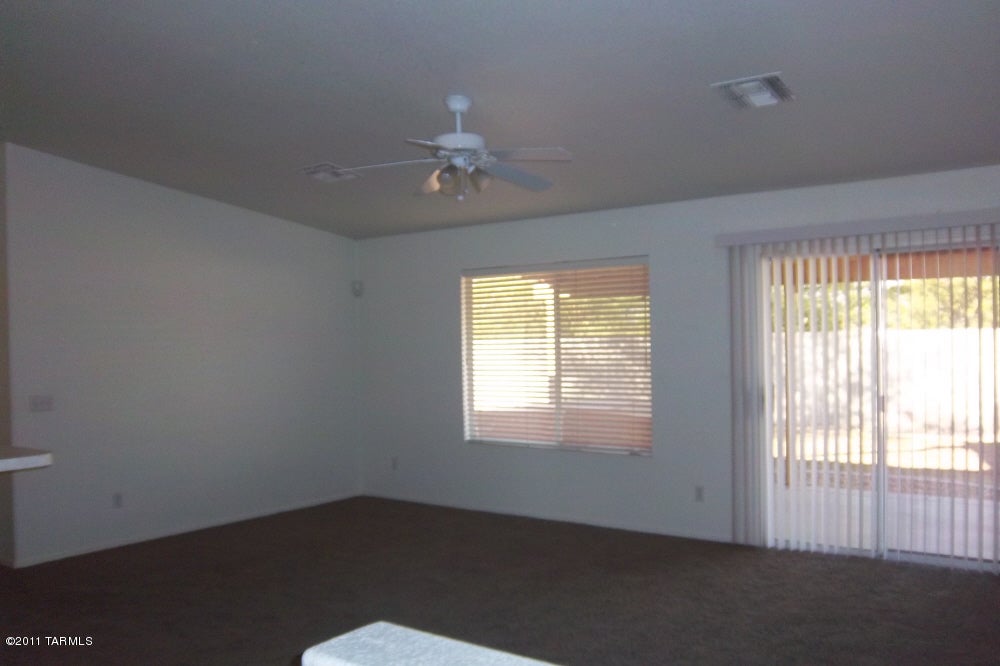 Sunrise Meadow At Rita Ranch (1-135) - Residential Lease