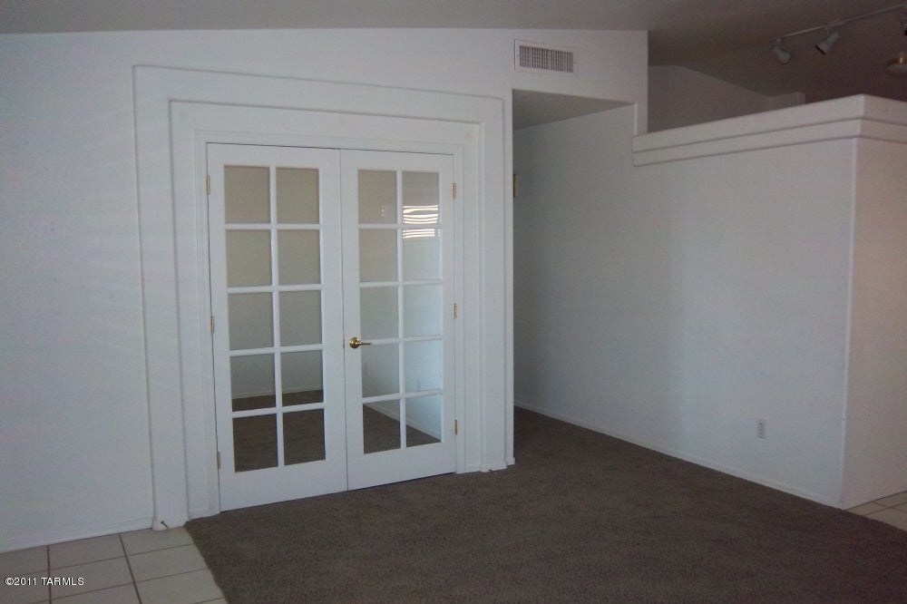 Sunrise Meadow At Rita Ranch (1-135) - Residential Lease