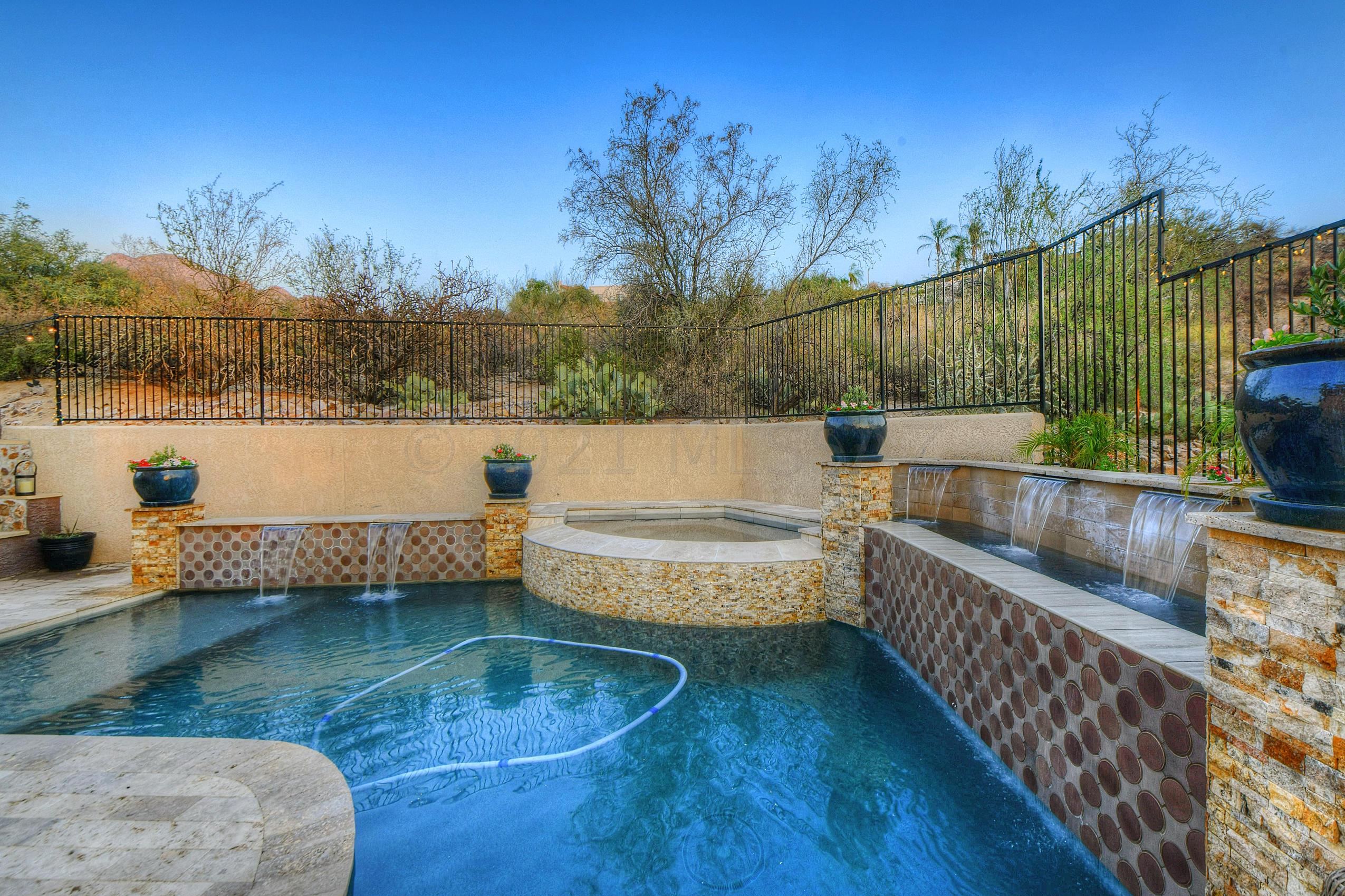 Valoro Estates (1-15) - Residential