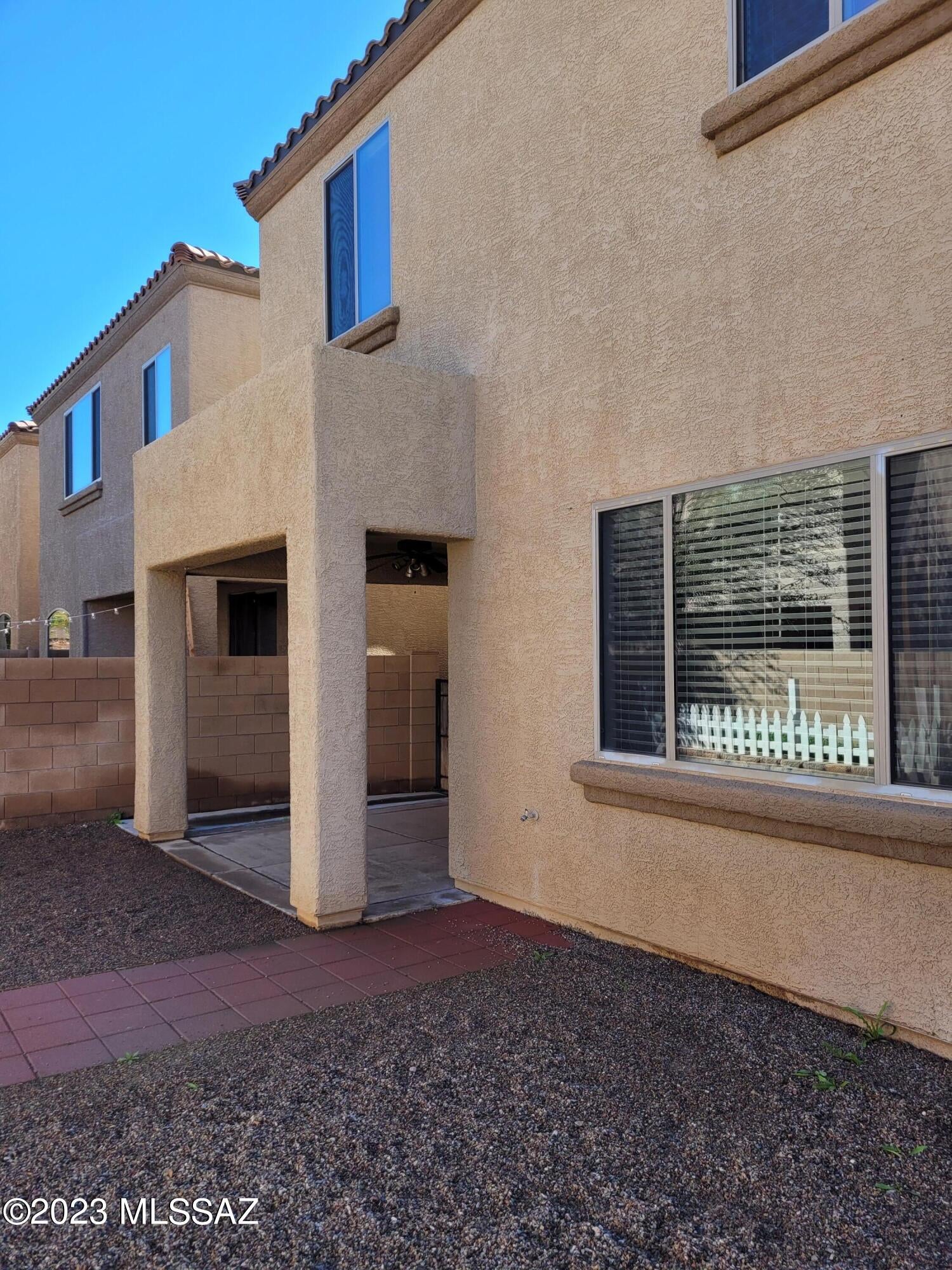 Riverside Crossing (1-133) - Residential Lease