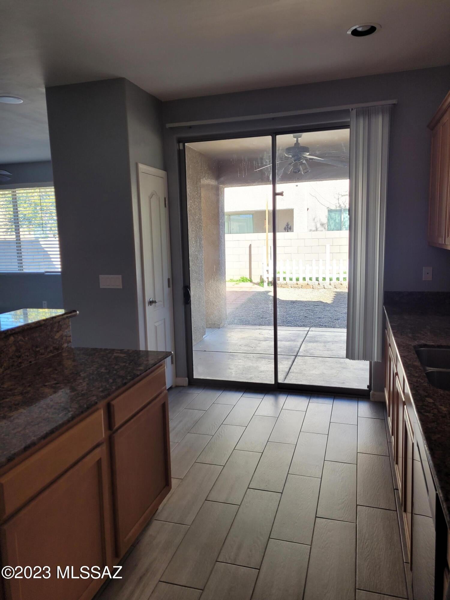 Riverside Crossing (1-133) - Residential Lease