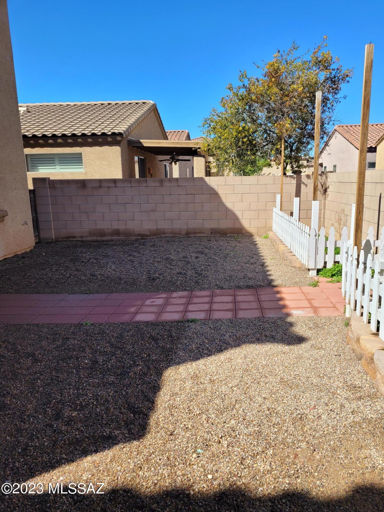 Riverside Crossing (1-133) - Residential Lease
