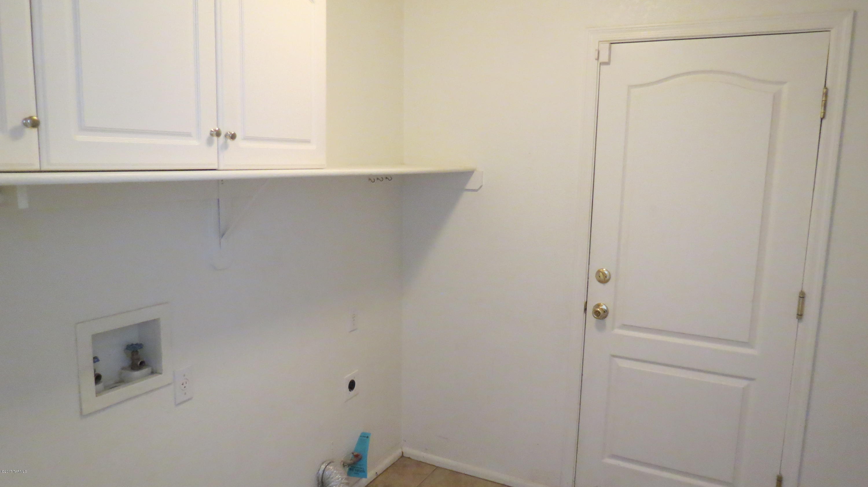 Canada Ridge (1-126) - Residential Lease