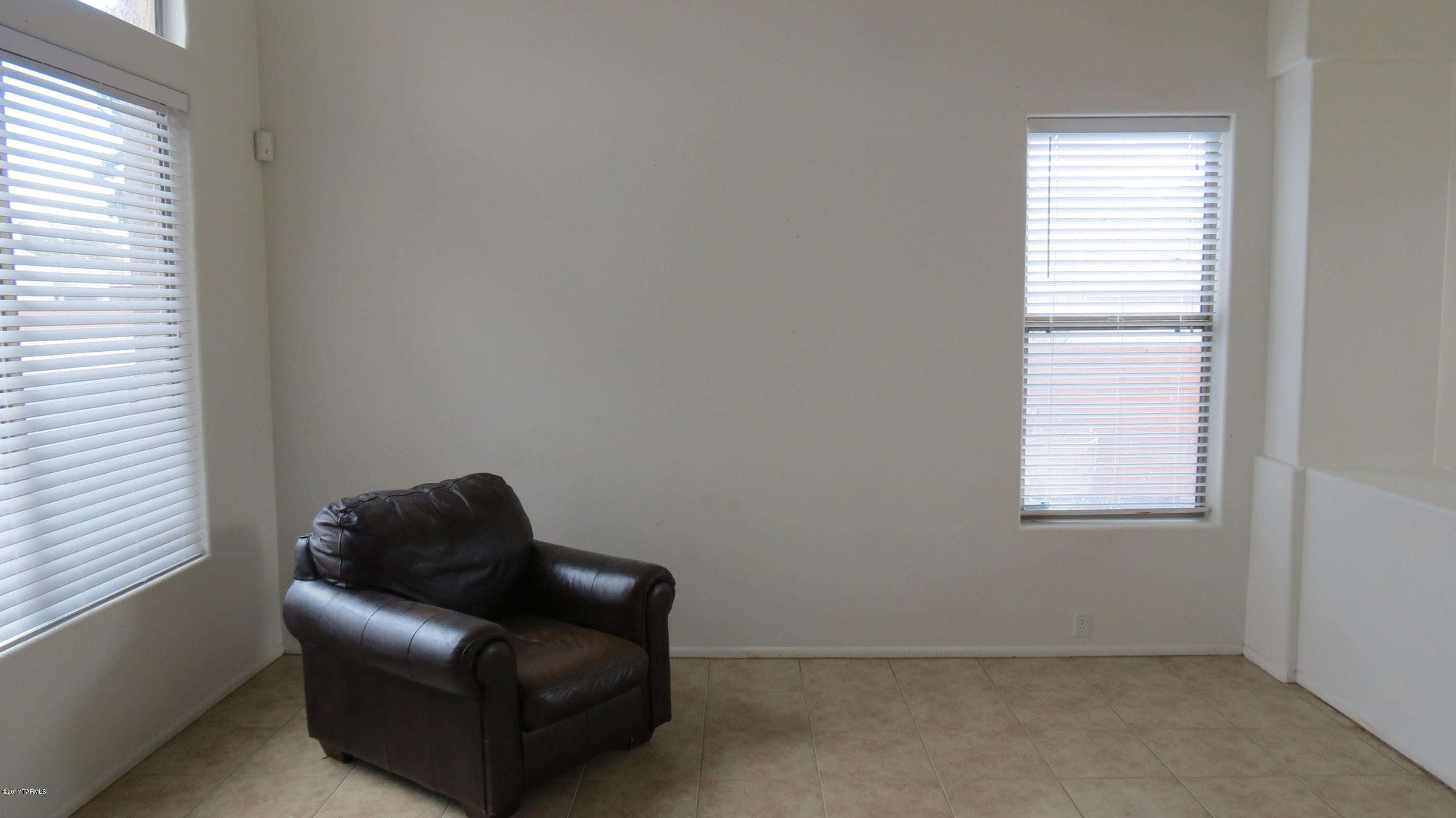 Canada Ridge (1-126) - Residential Lease