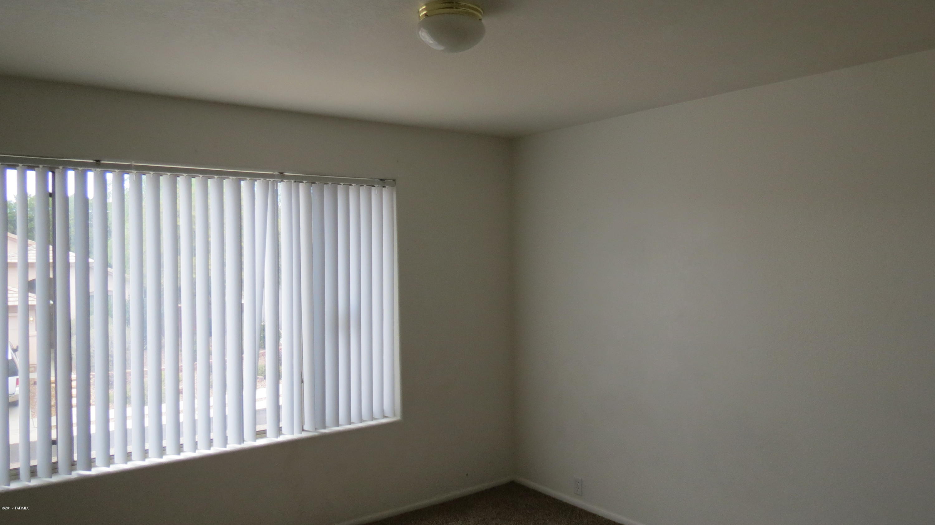 Canada Ridge (1-126) - Residential Lease