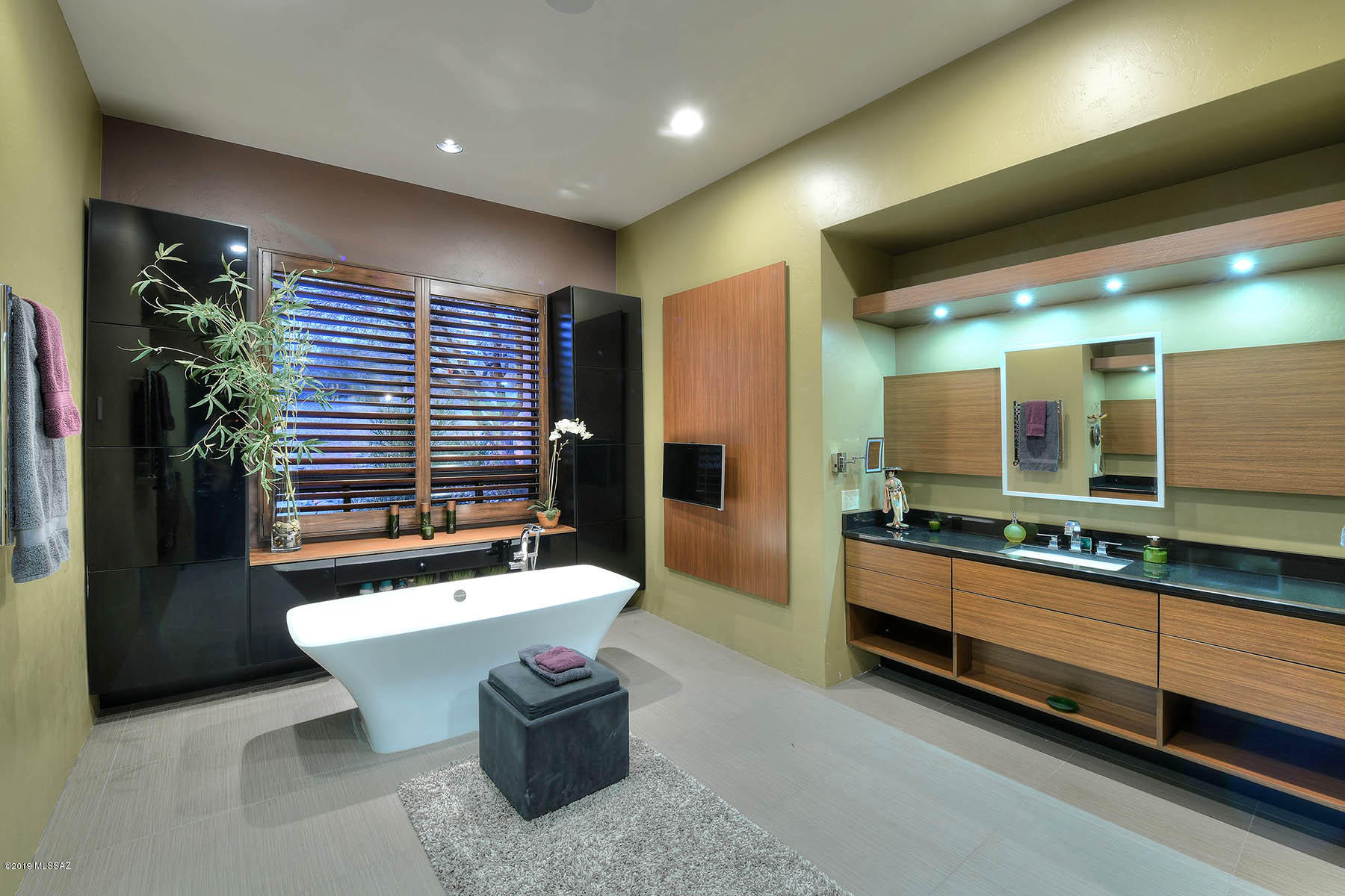 Hacienda Del Sol Estates (1-68) - Residential