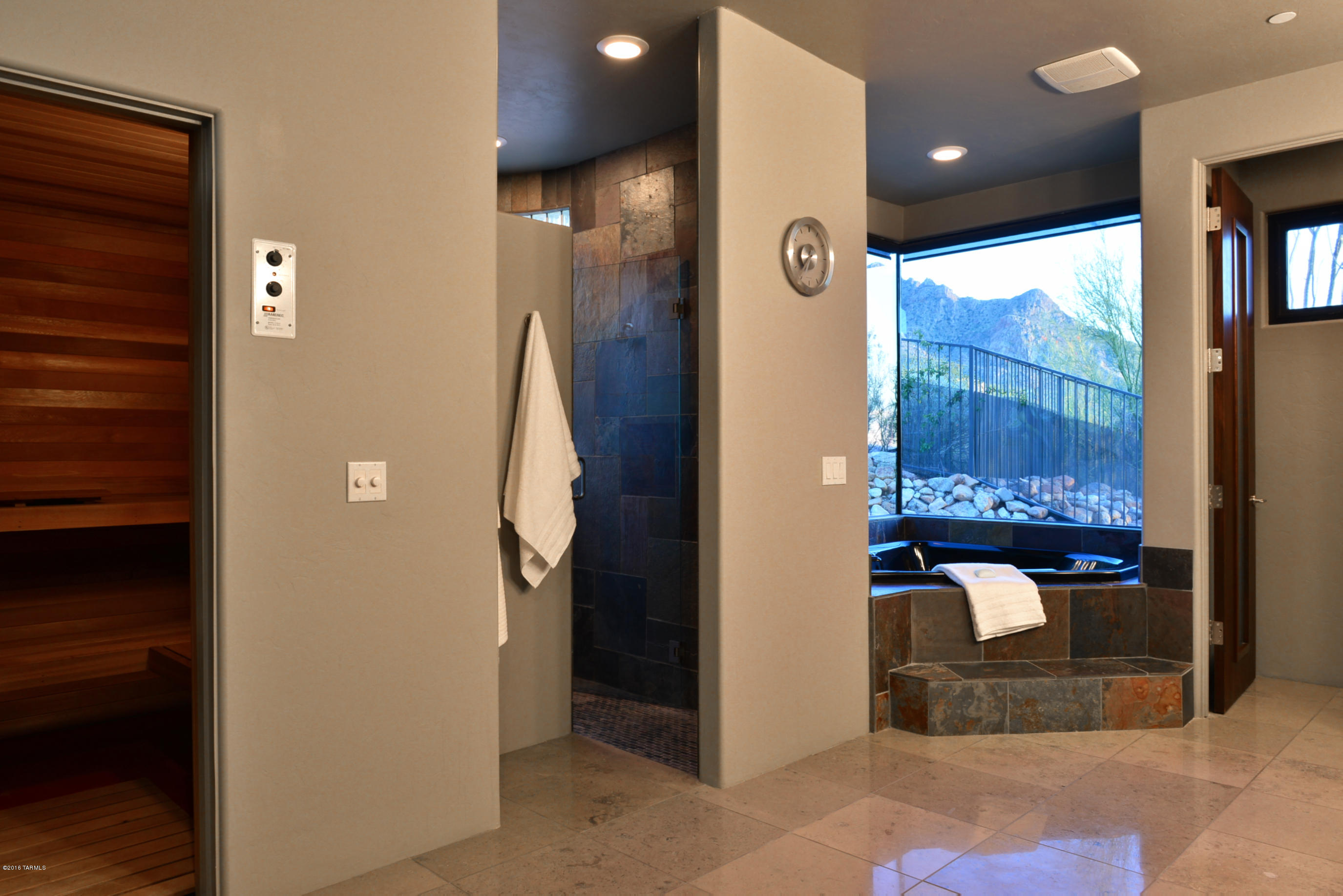 La Reserve (1-24) - Residential