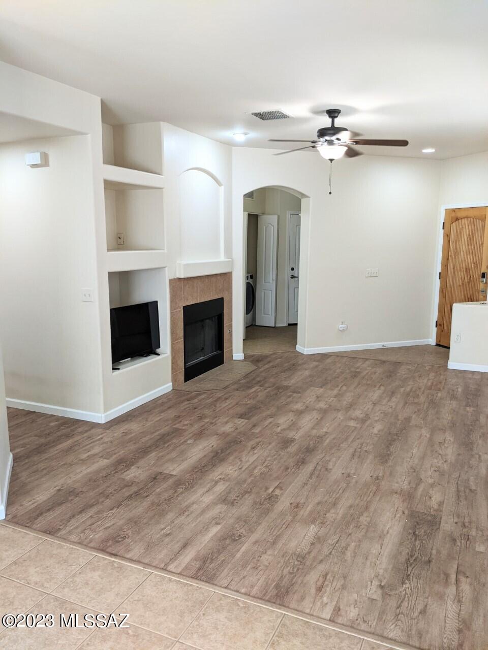 Riverside Crossing (1-133) - Residential Lease