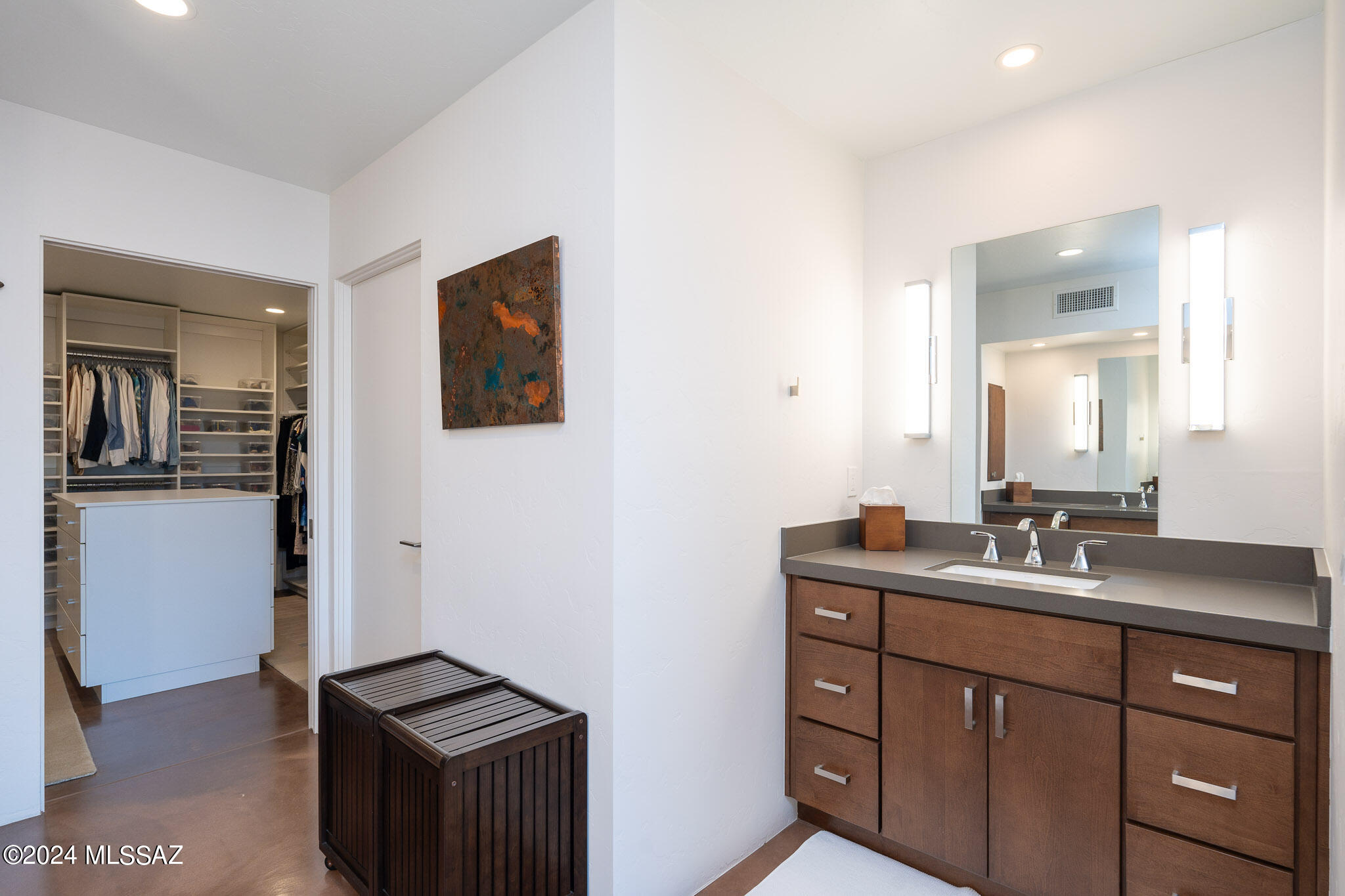 Colonia Real (1-50) - Residential
