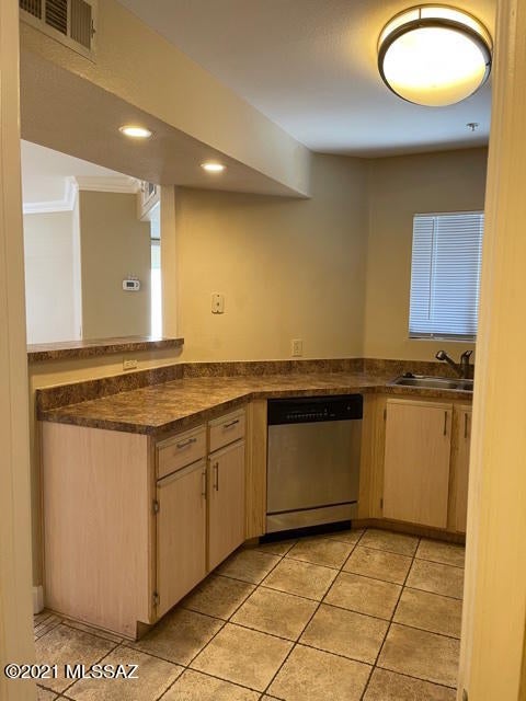 Veranda at Ventana Condominiums - Residential Lease