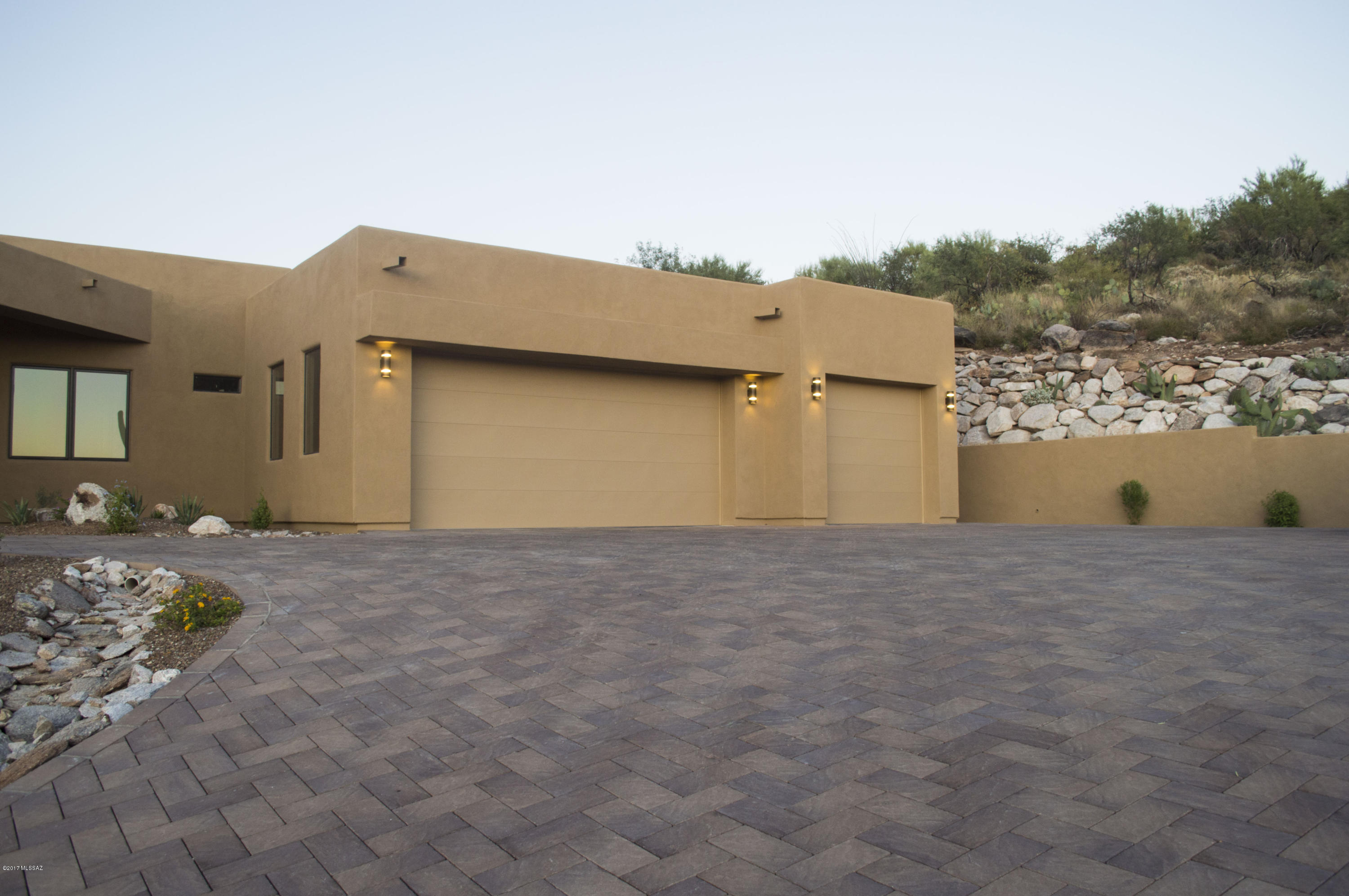 Alta Vista (99-145) - Residential