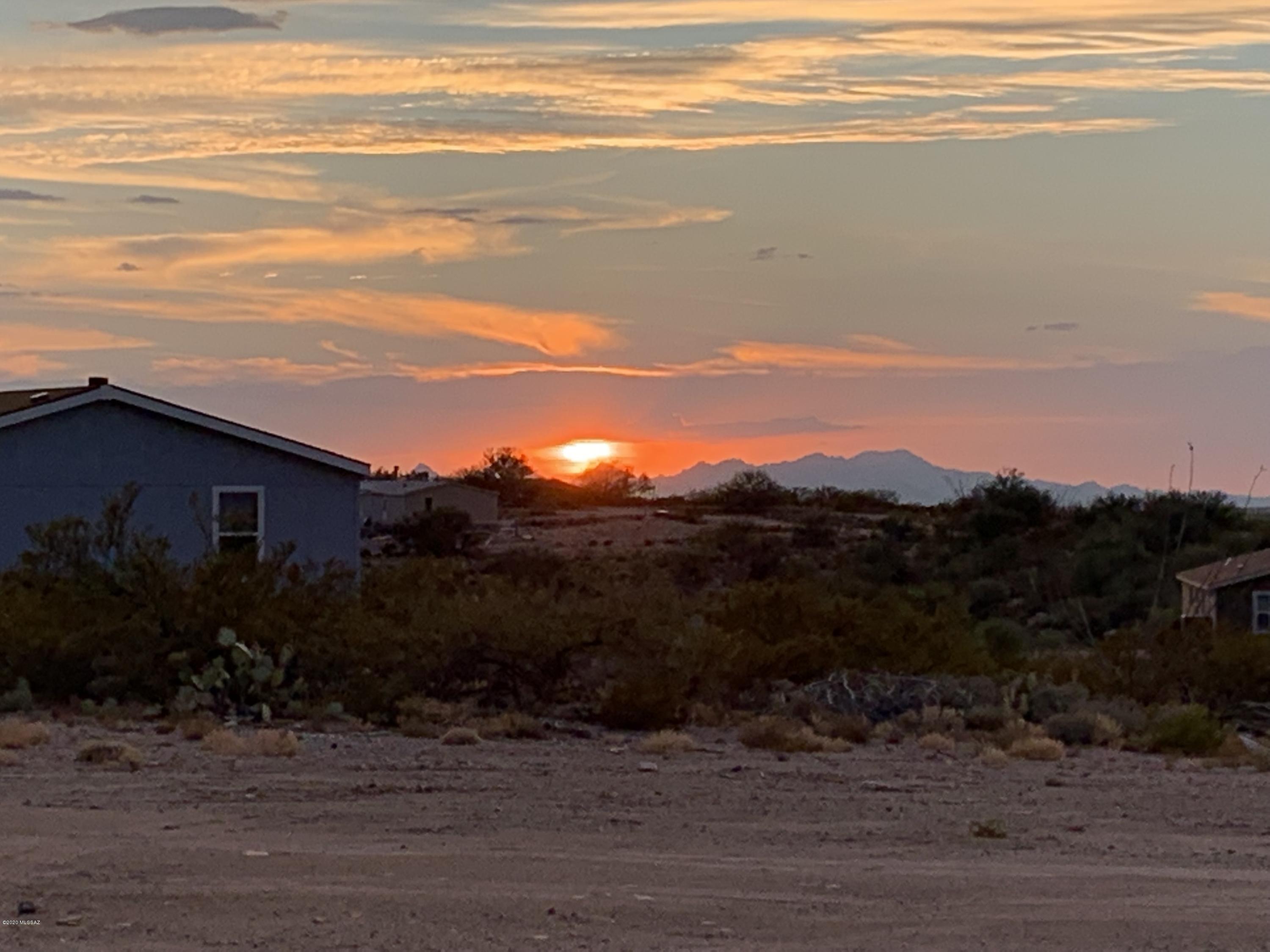 This .98 acre lot has great views and sunsets. Close to shopping and schools. Perc test completed. Utilities at the lot line.