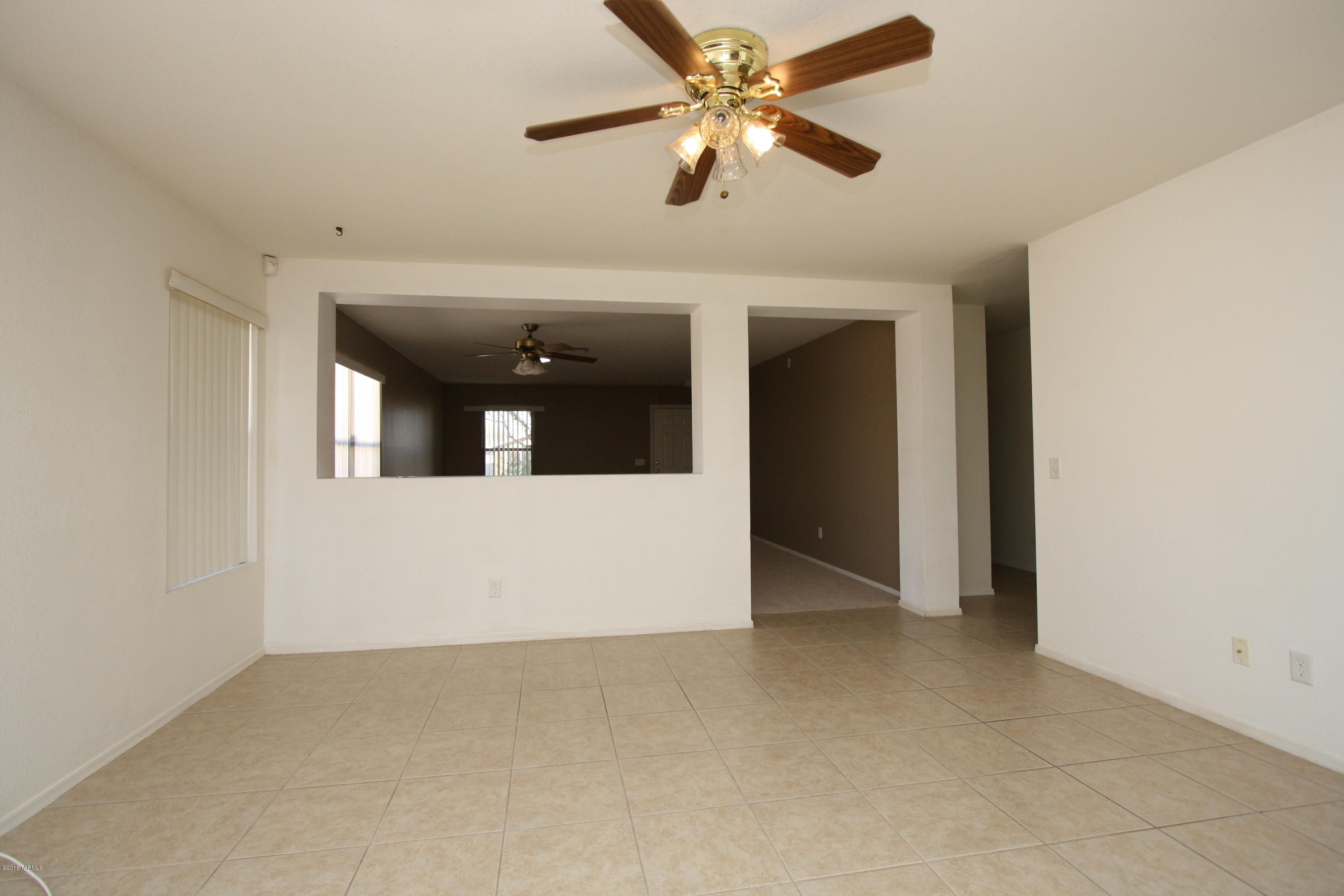 Arizona La Victoria (1-131) - Residential Lease