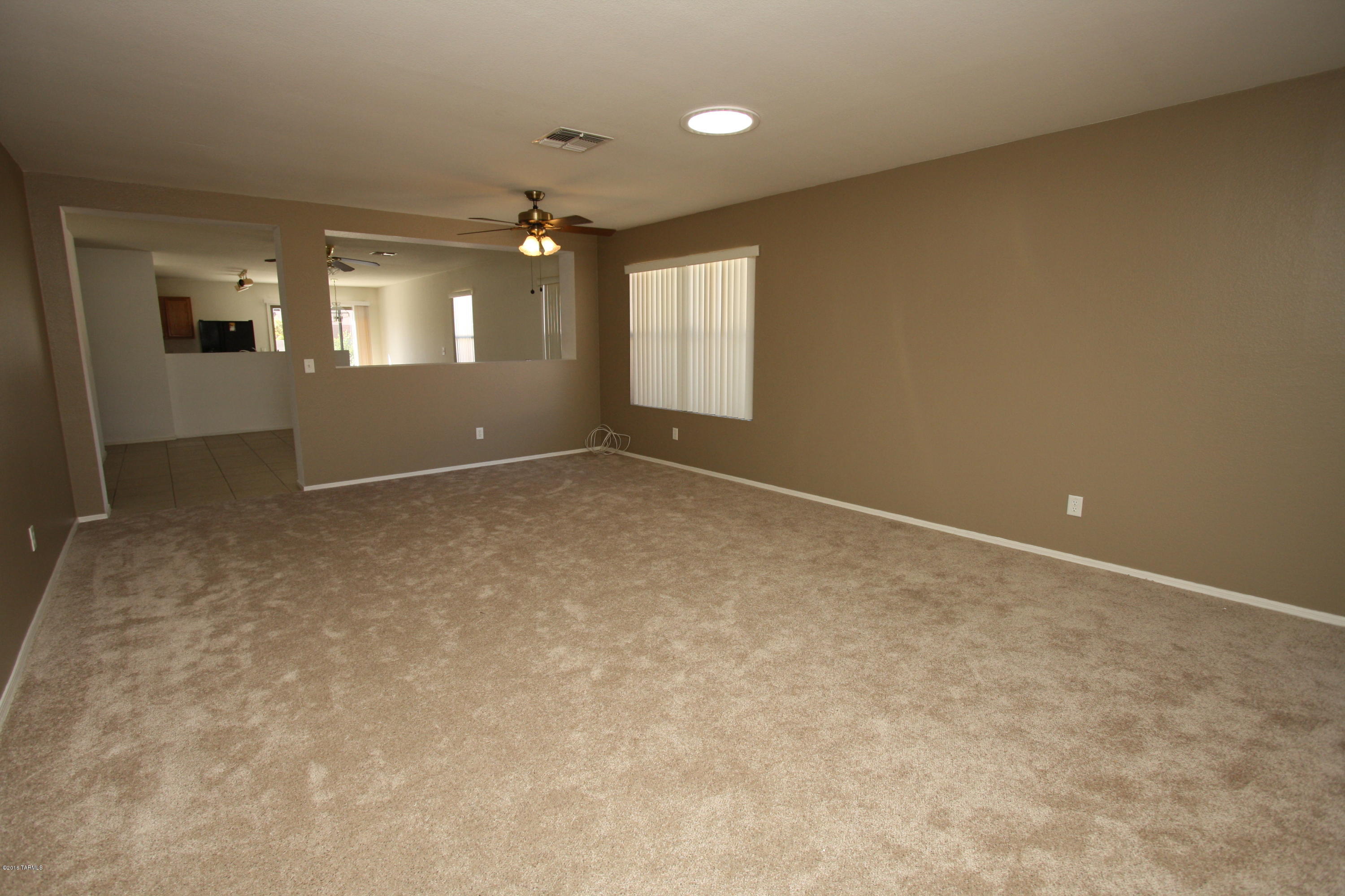 Arizona La Victoria (1-131) - Residential Lease