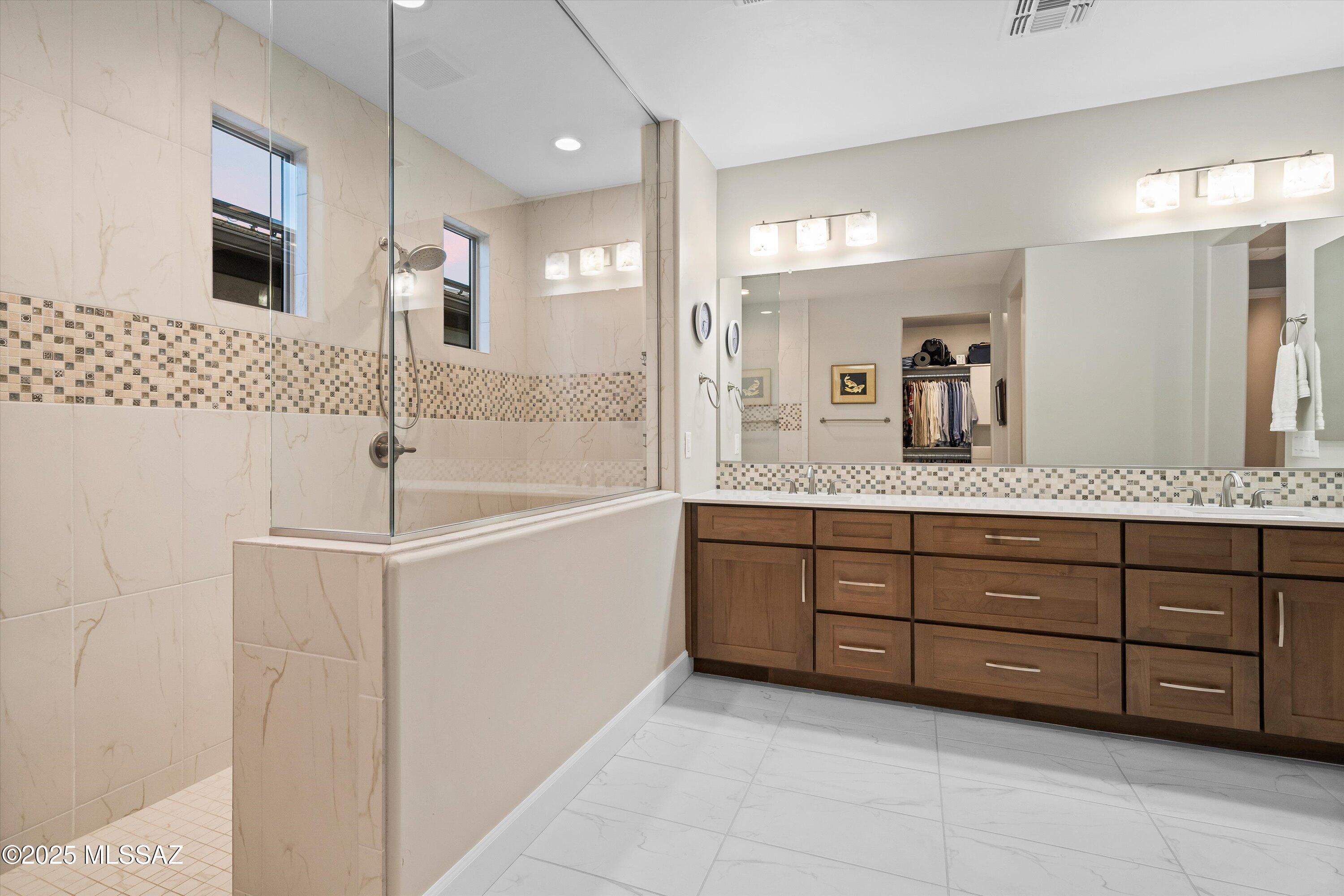 Saddlebrooke Ranch - Residential