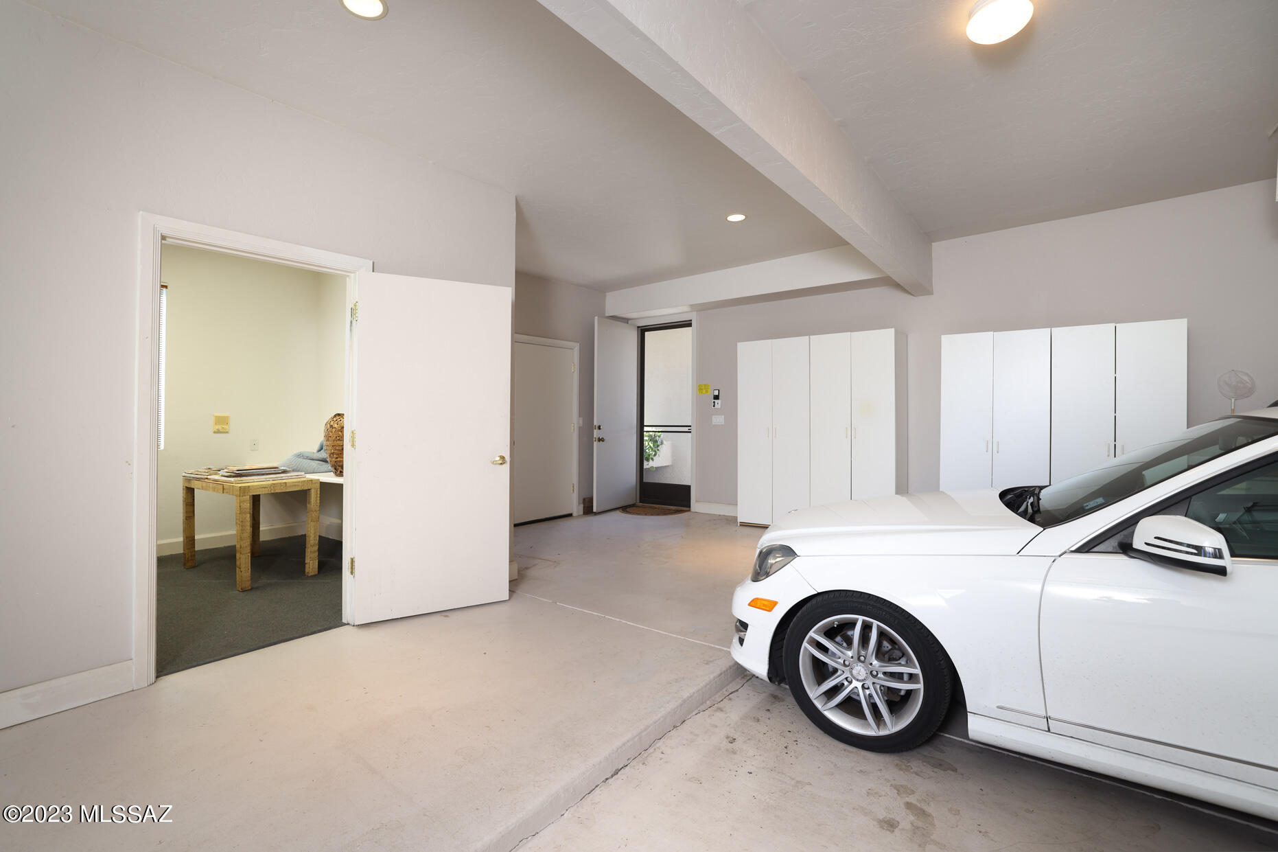 Finisterra (1-210) - Residential