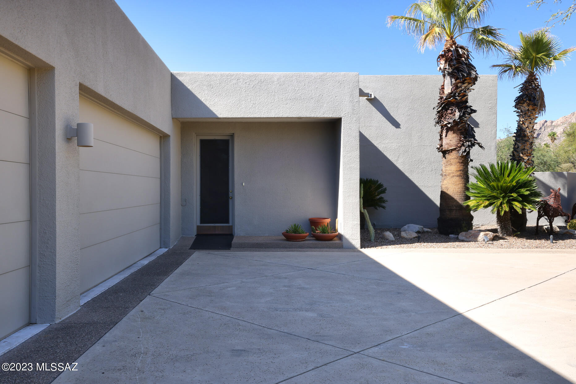 Finisterra (1-210) - Residential