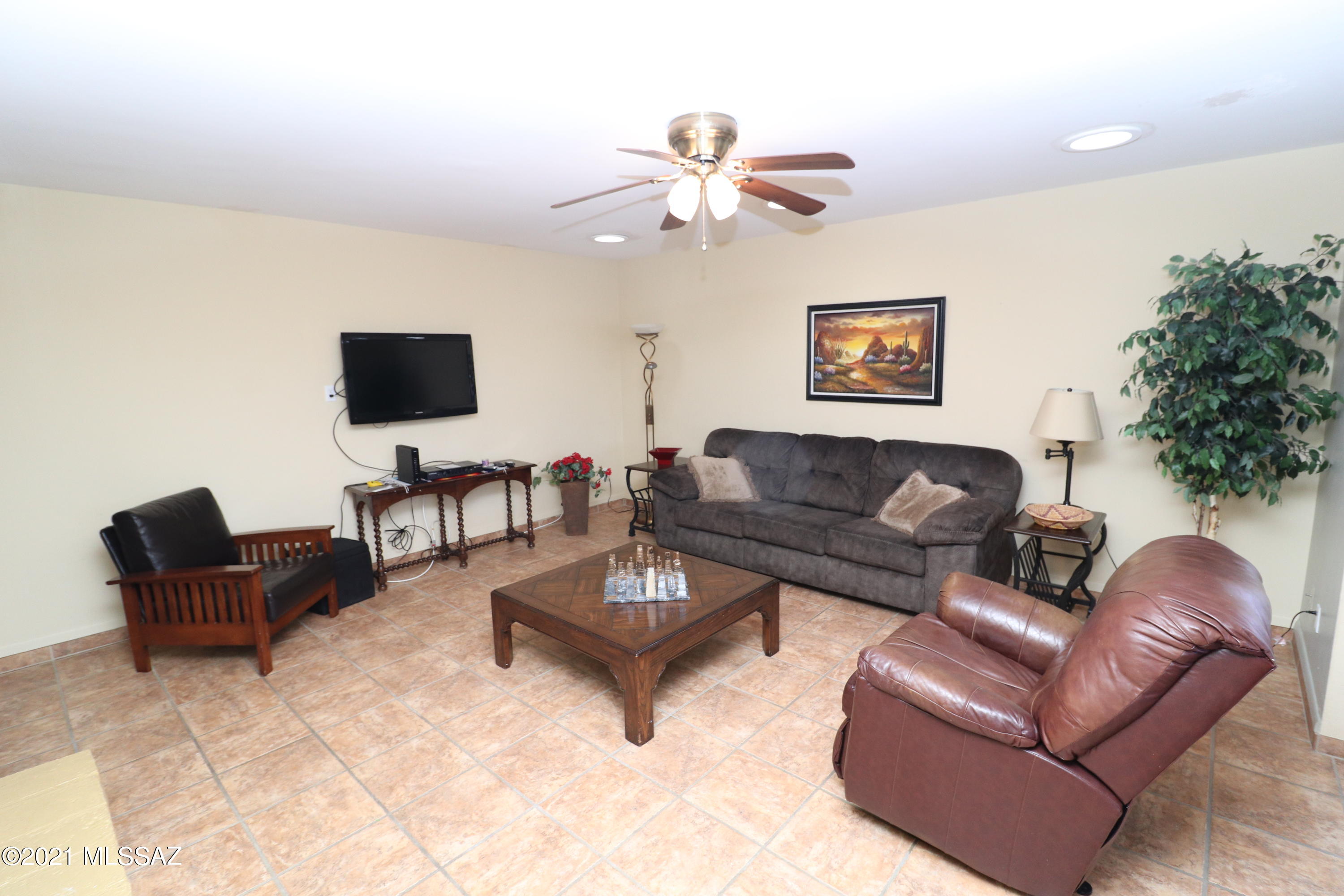 Catalina Del Rey (1-179) - Residential Lease