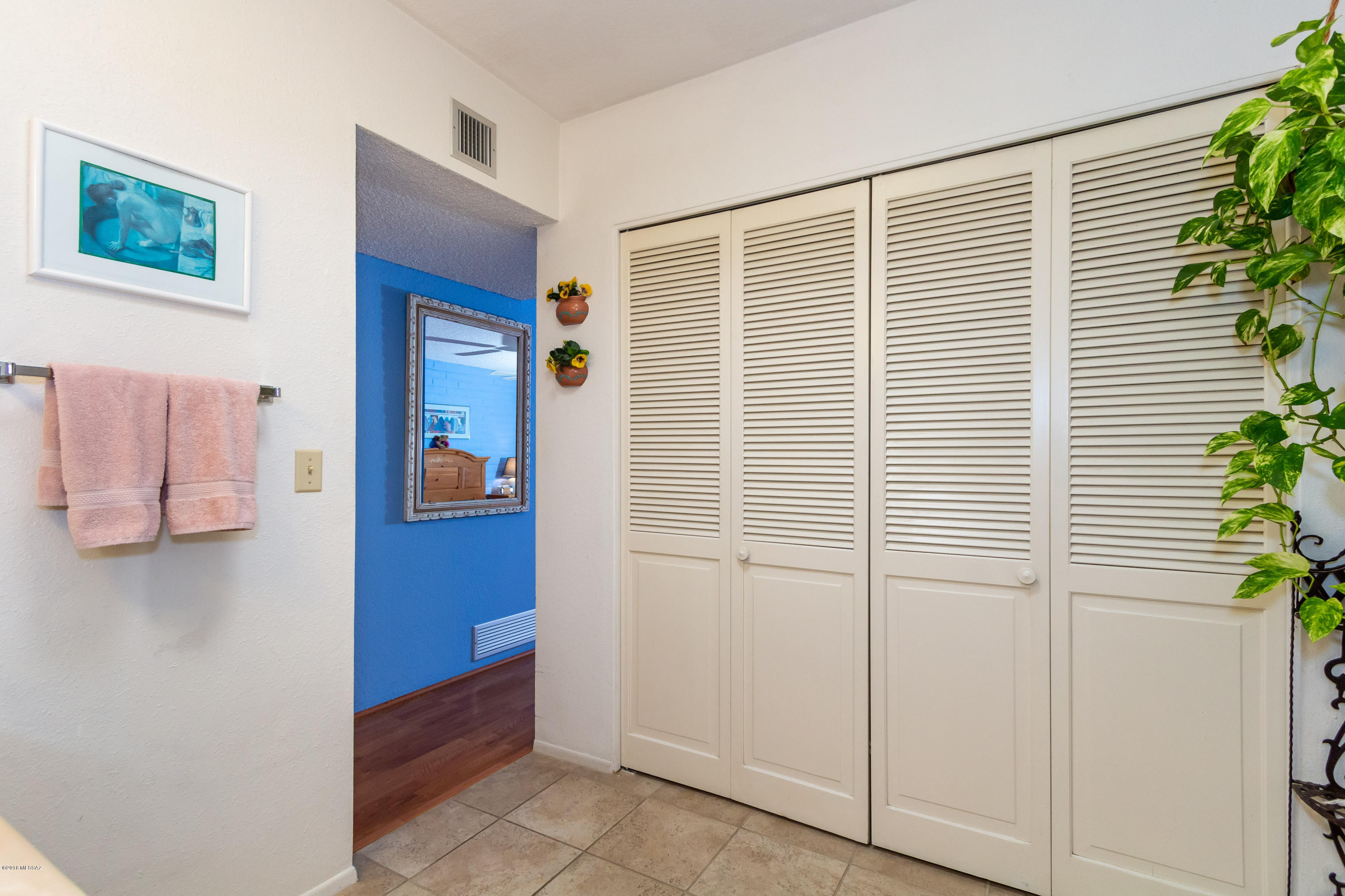 Oro Valley Townhouses (47-52, 58-91) - Residential