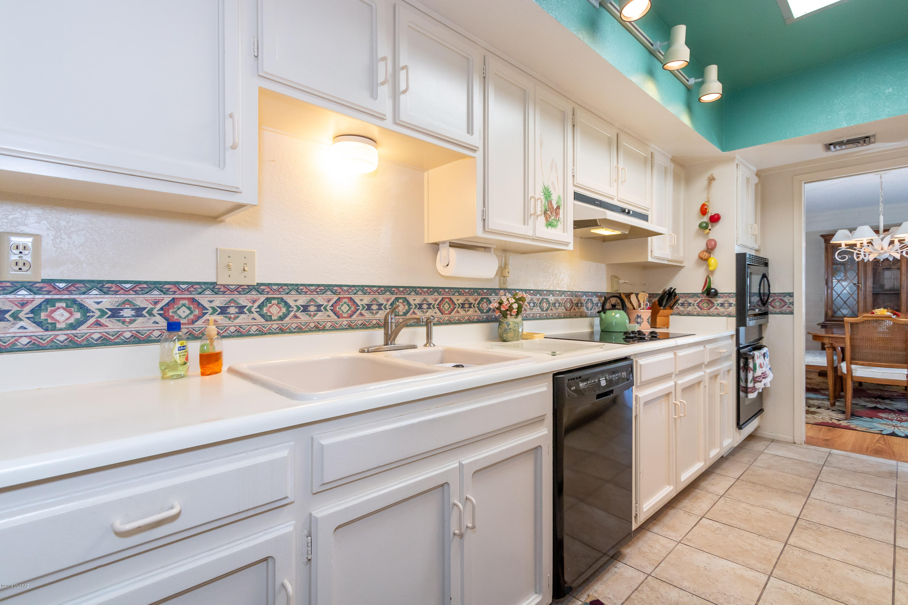 Oro Valley Townhouses (47-52, 58-91) - Residential