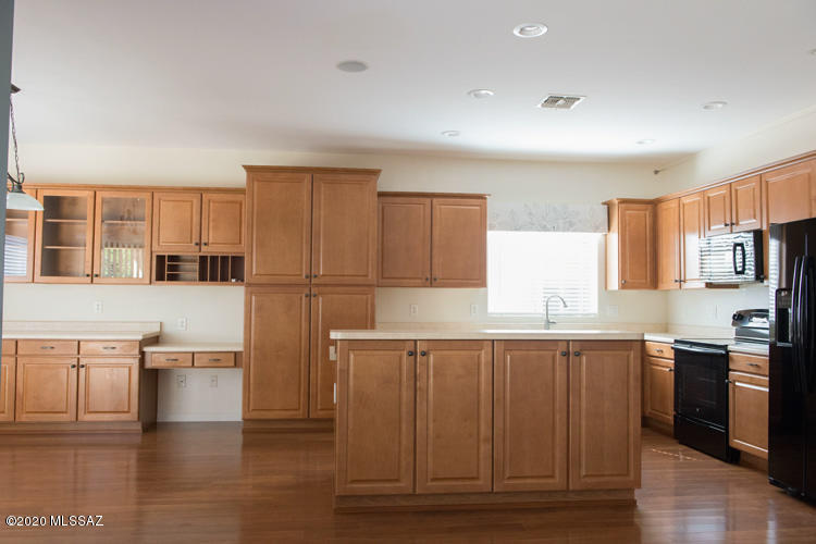 Rancho Del Lago (101-206) - Residential Lease