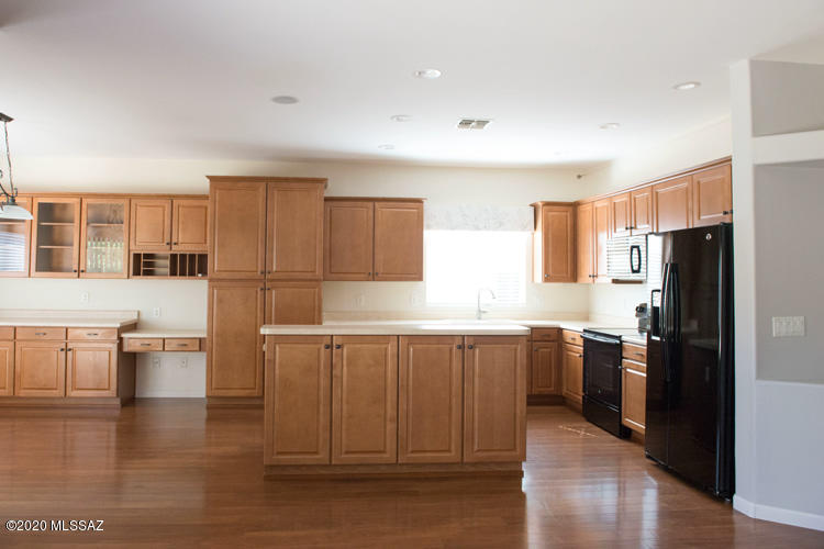 Rancho Del Lago (101-206) - Residential Lease