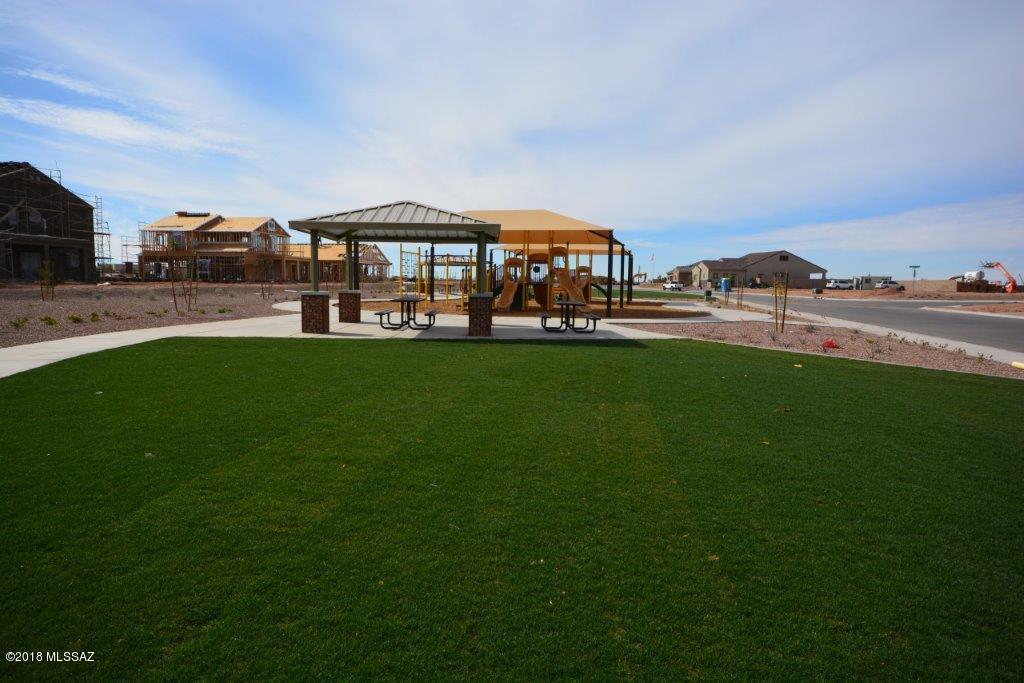 Saguaro Bloom Block 3 - Residential